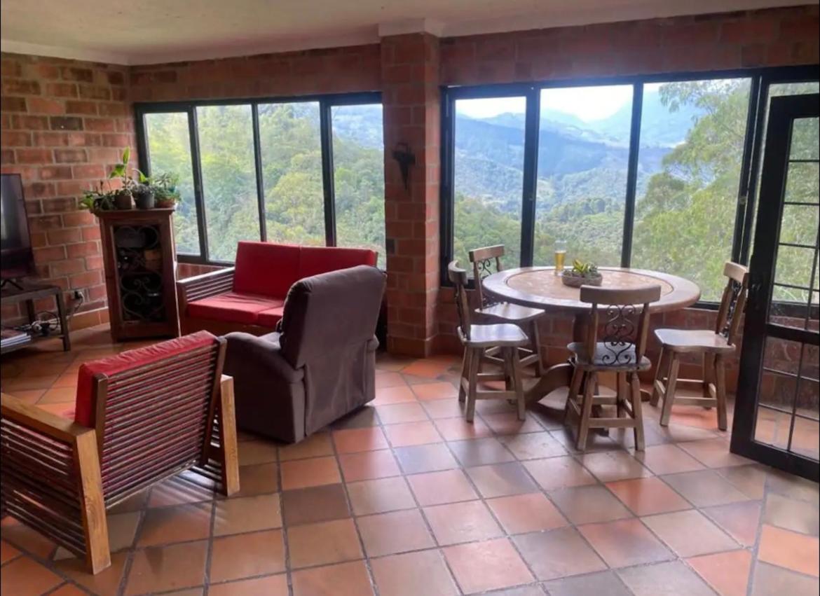 Las Mañanitas Habitación Aurora