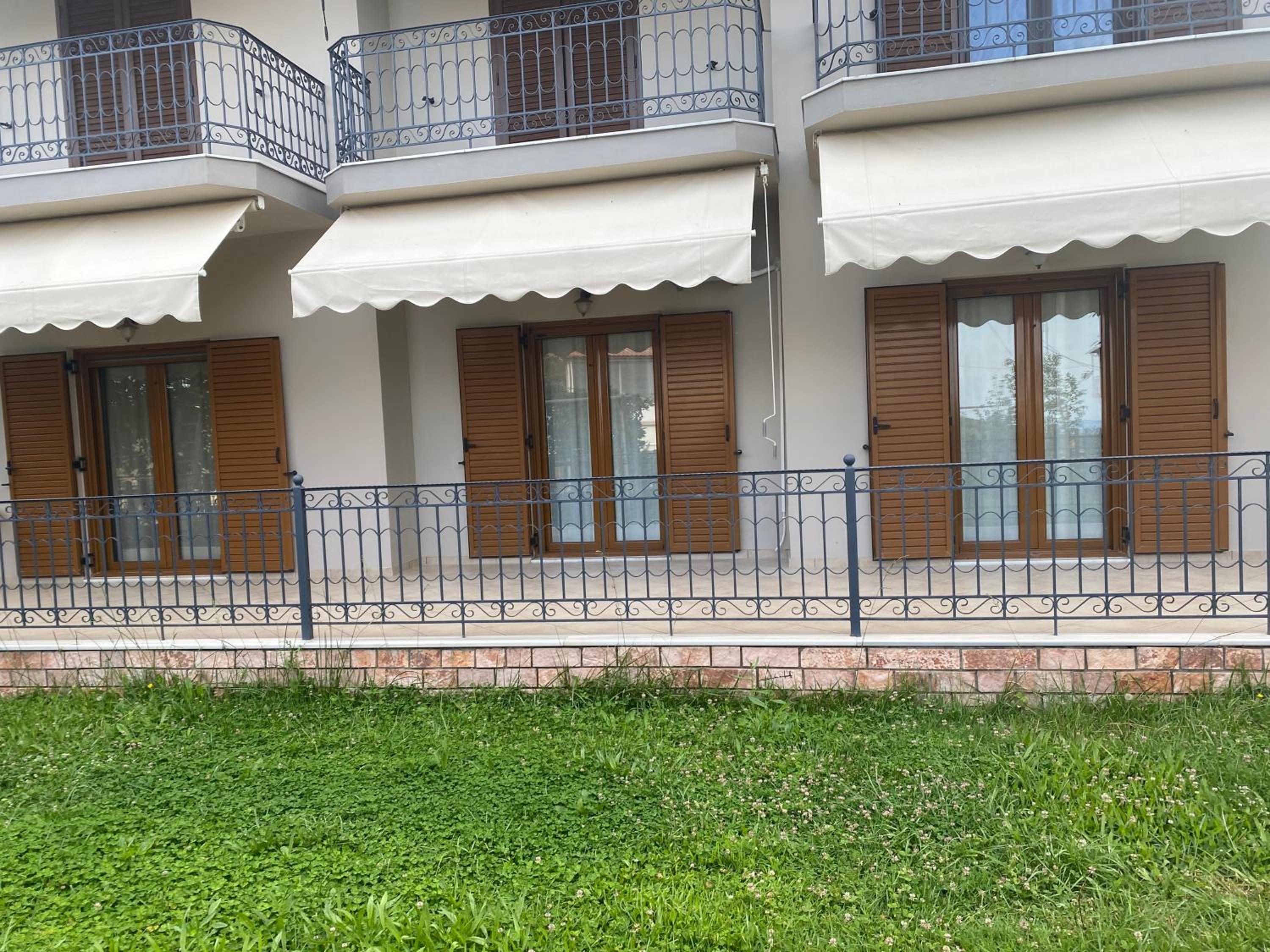 Coral Apartments