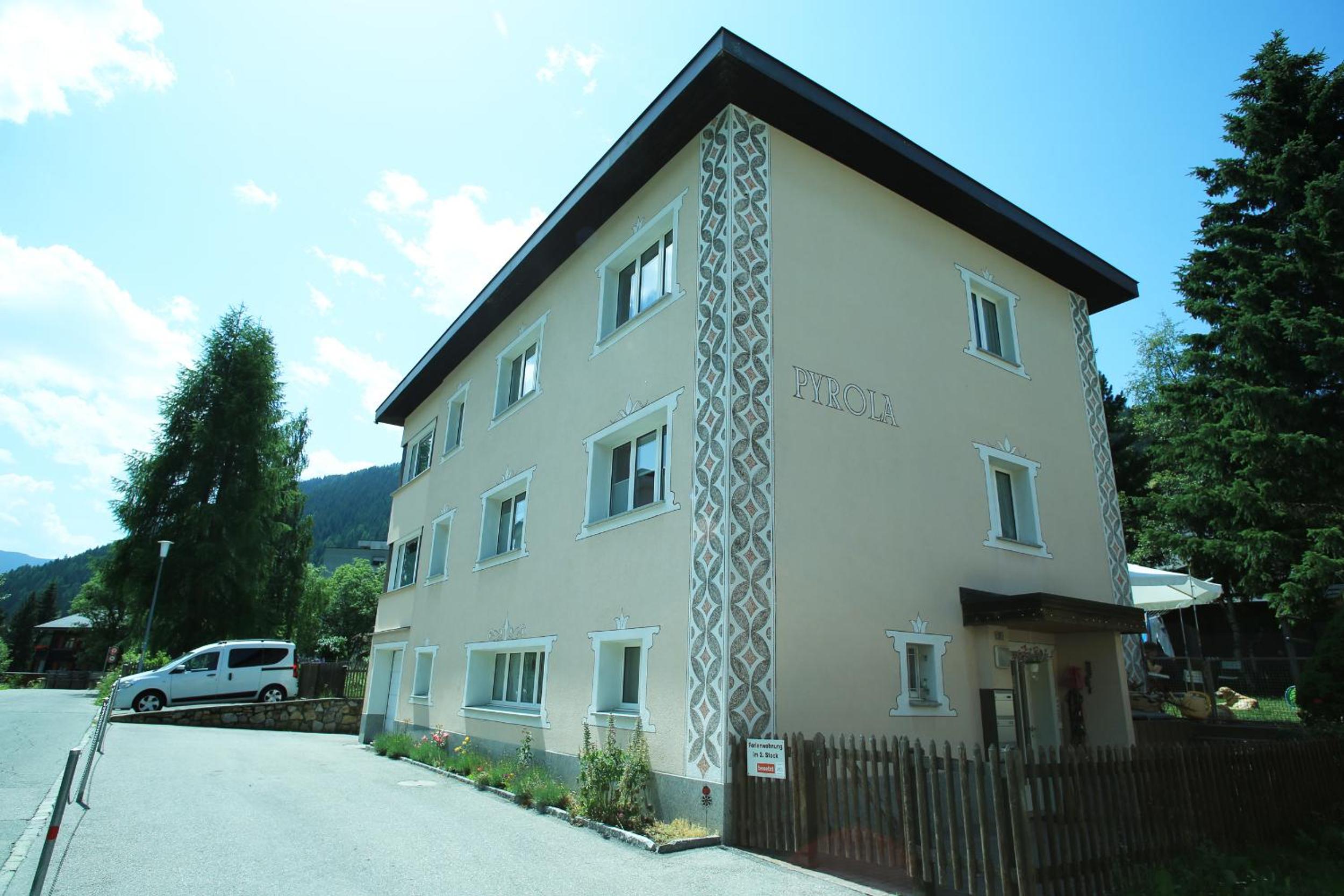 Photo 9
