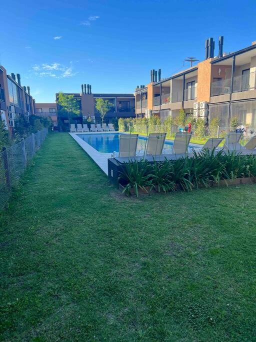 Dpto 3 ambientes. B Privado