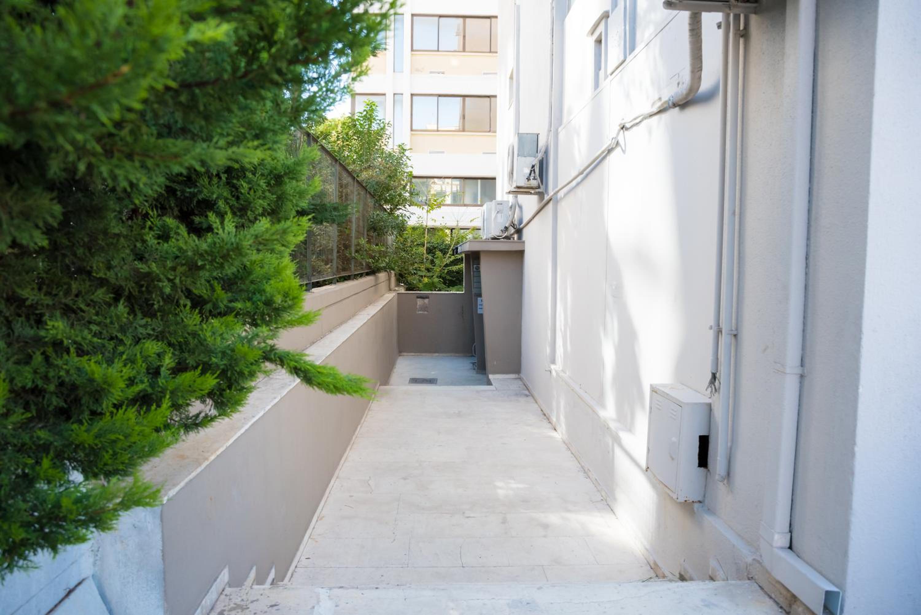 3C’s Athens South @Delta: SNFCC / Faliro Seaview Penthouse