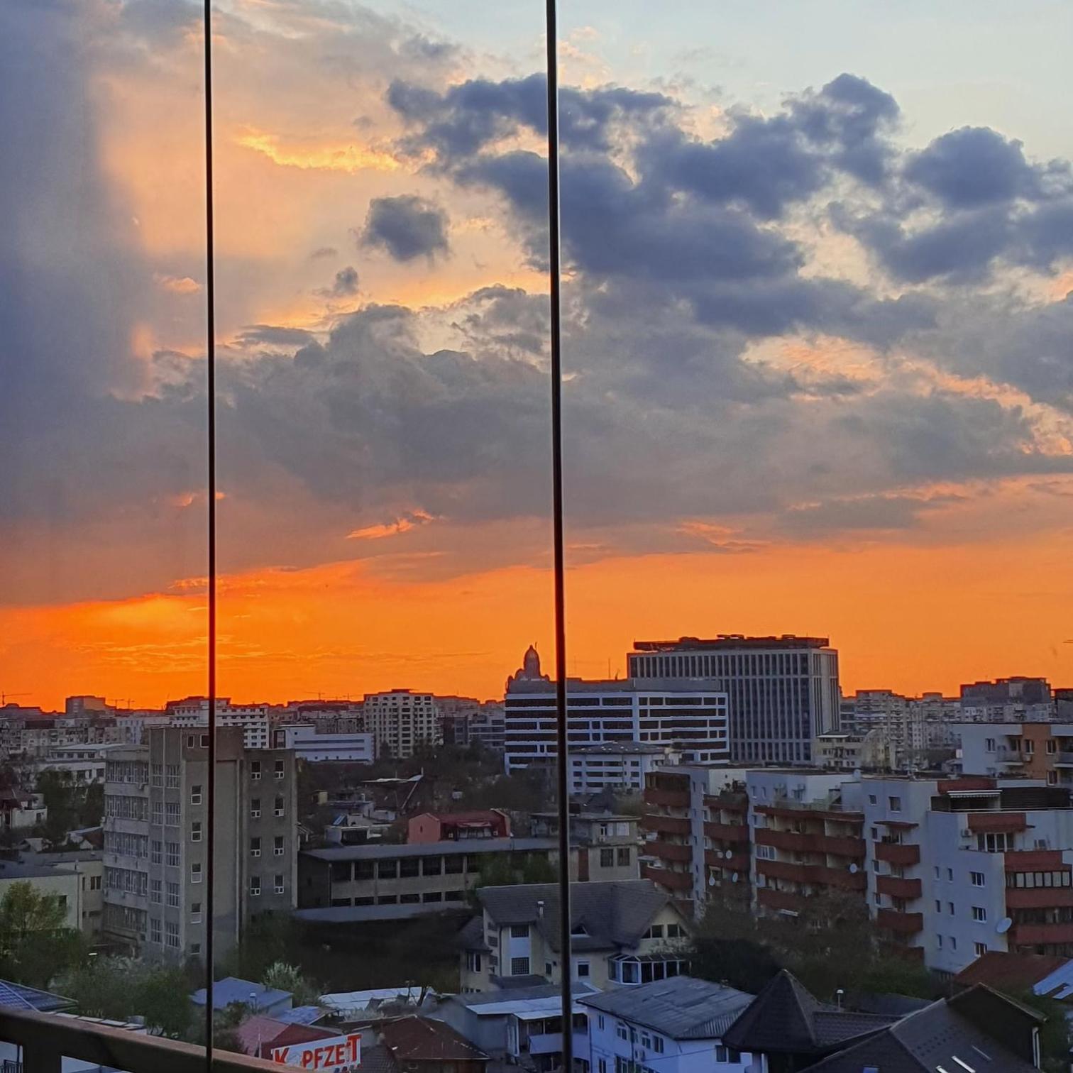 Lovely apartment with city view view 2