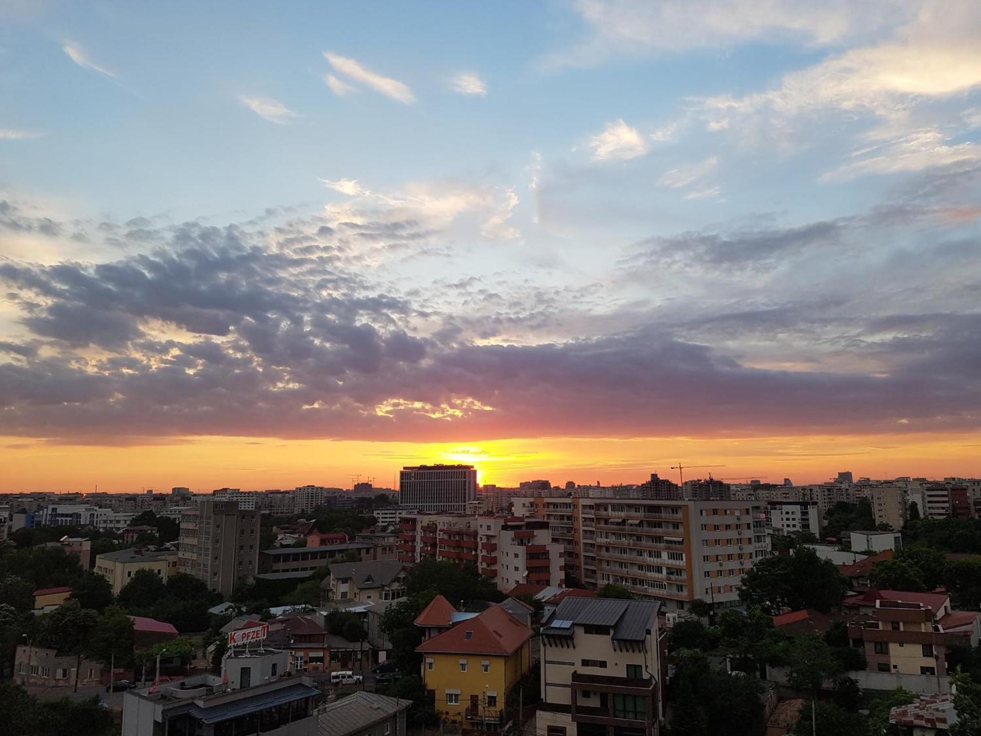 Lovely apartment with city view view 3