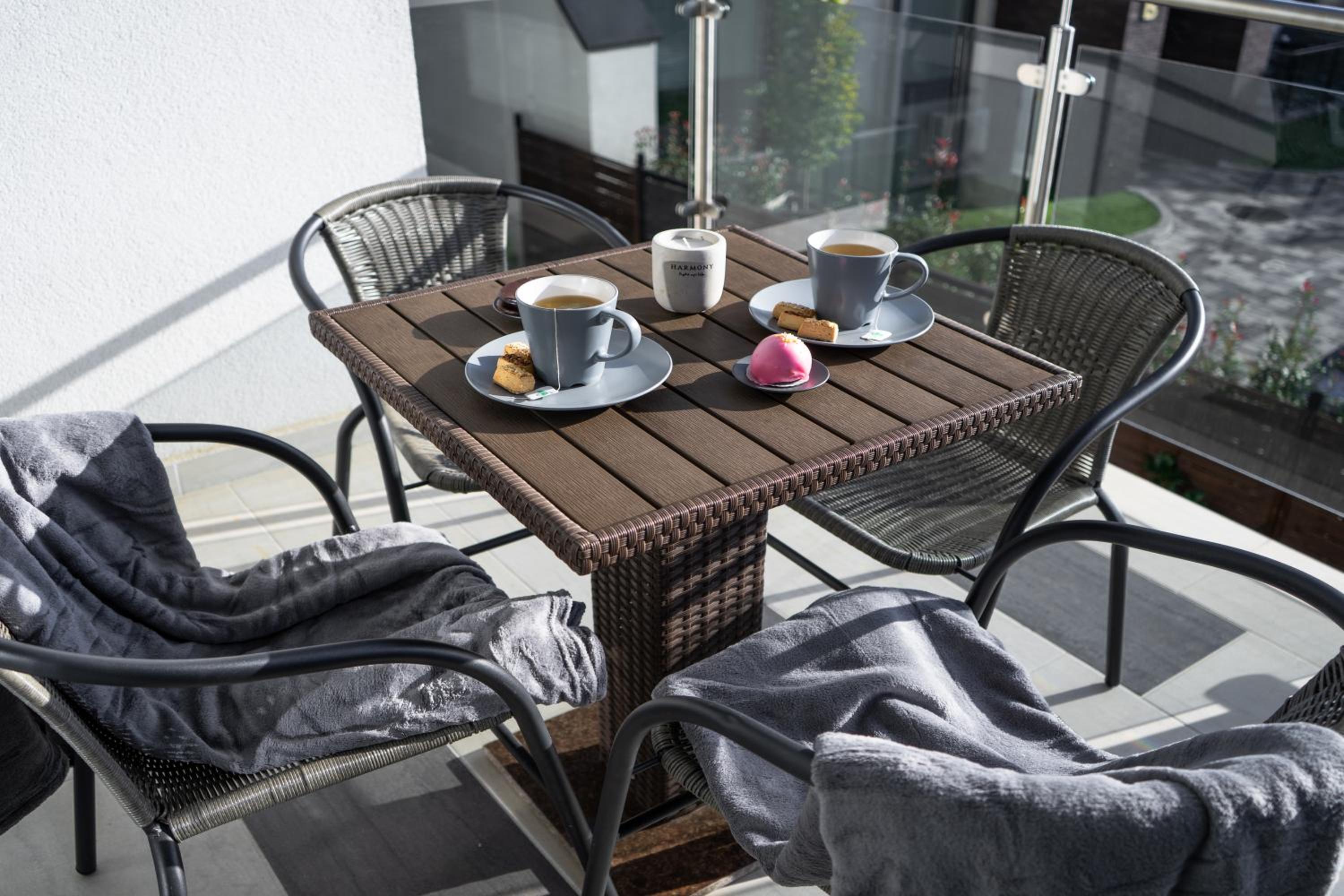balance & terrace