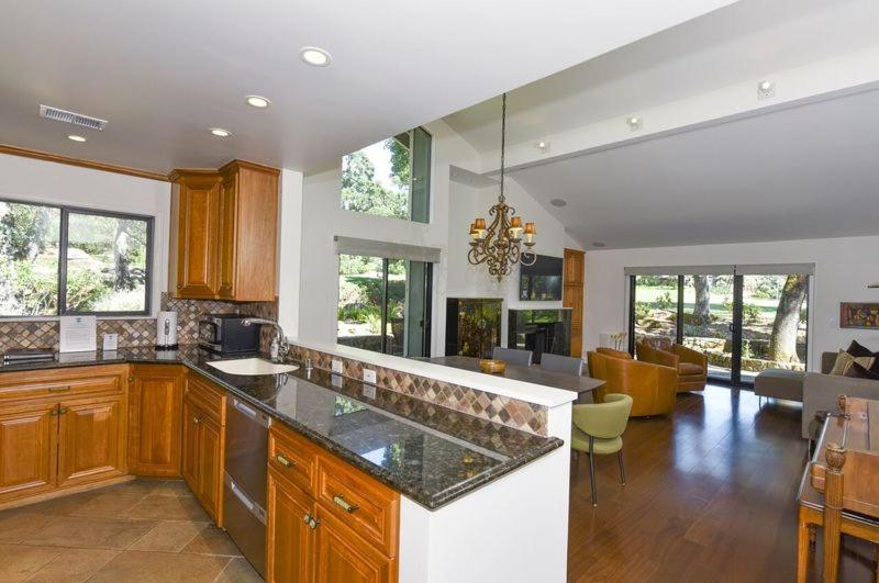 Luxurious Condo with Zen Garden at Silverado view 5