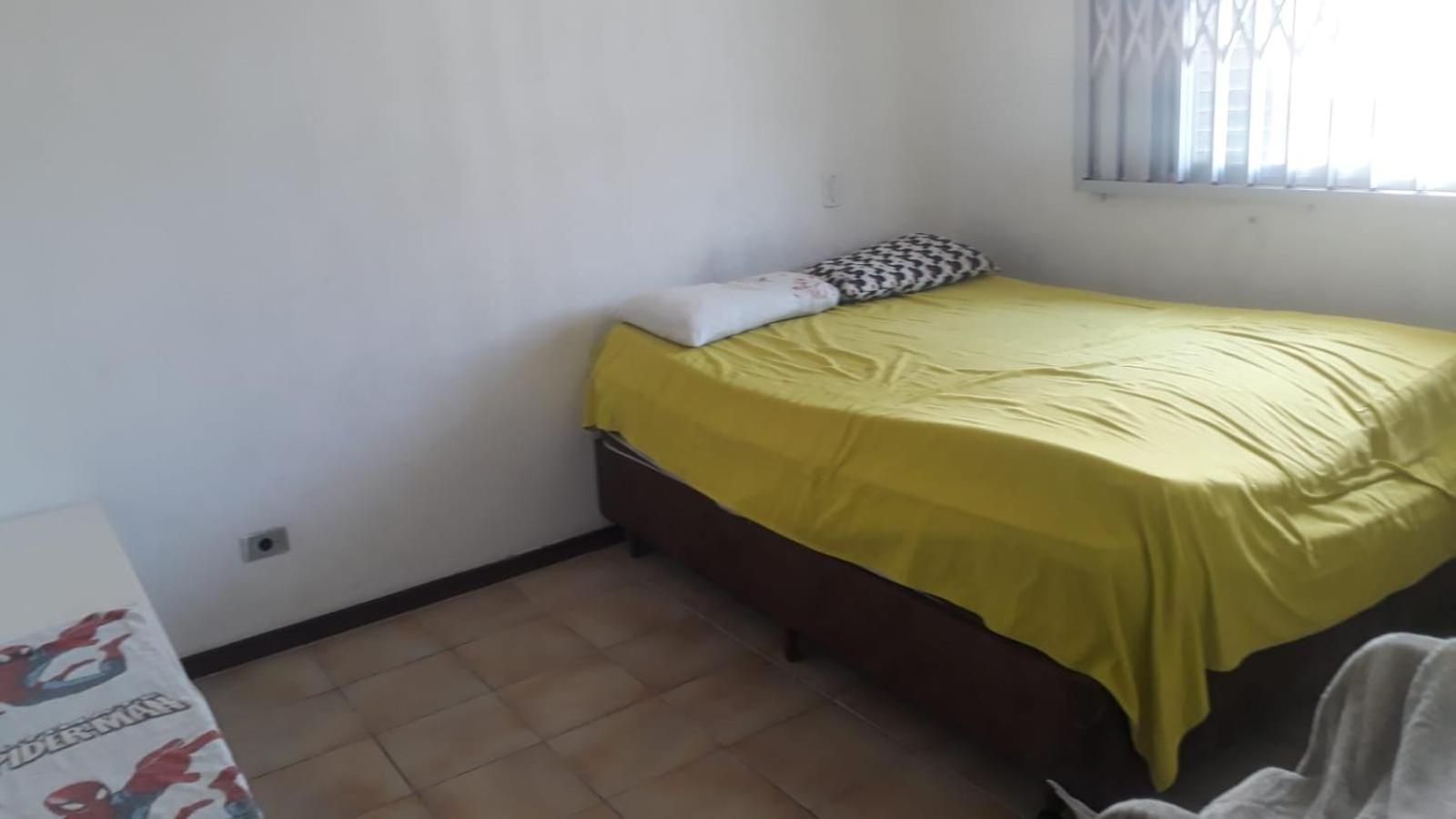 Quartos em Sobrado Central em Guaratuba