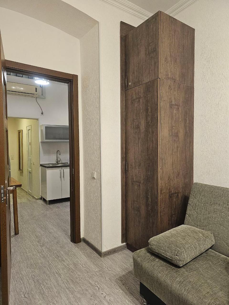 Cozy Apartment in Old Tbilisi view 4