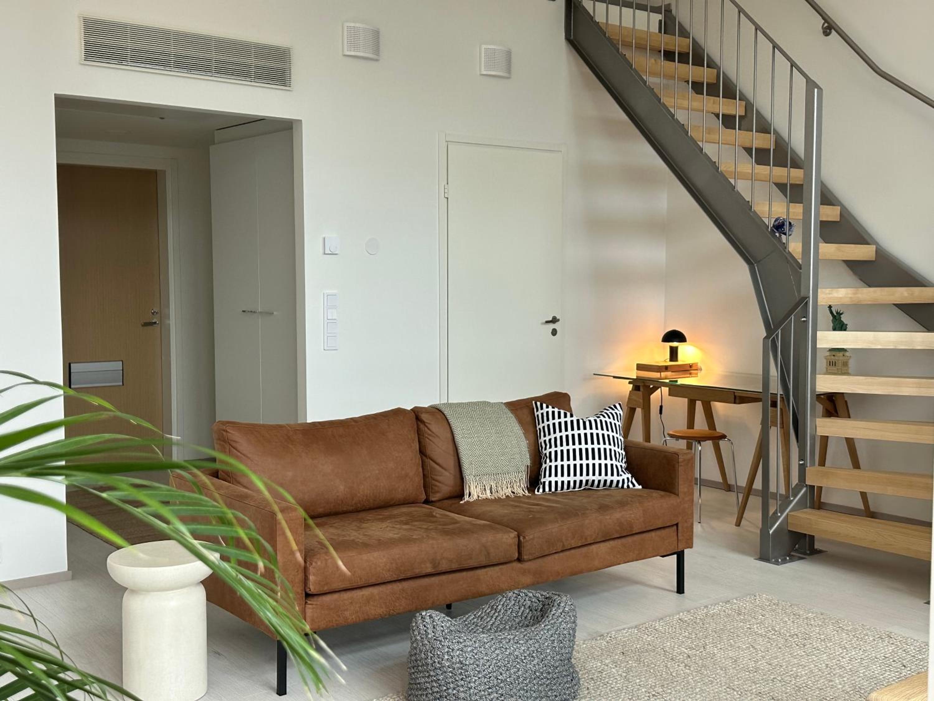 Spacious Design Loft near Metro
