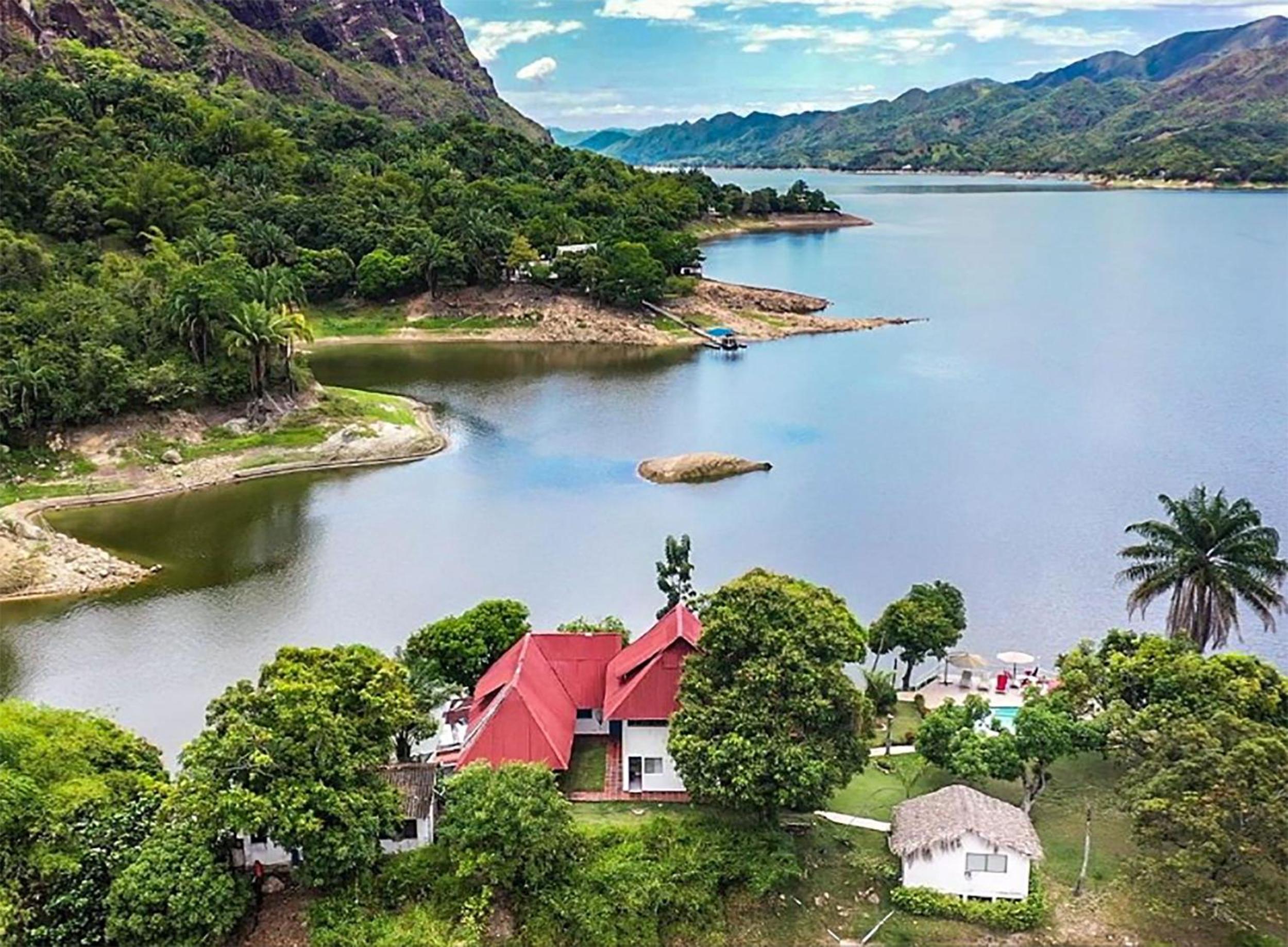 Isla Tortuga - Prado - Deportes Náuticos - Cerca a Bogotá - Cerca a Ibagué