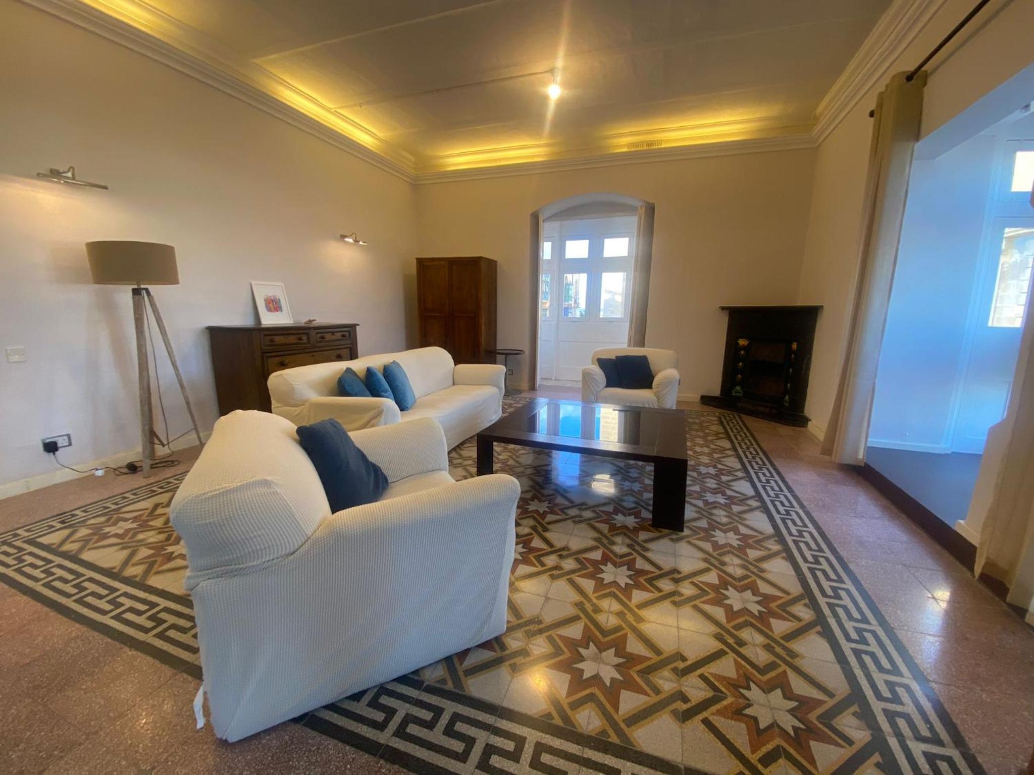 SeaView Valletta Apartment view 5