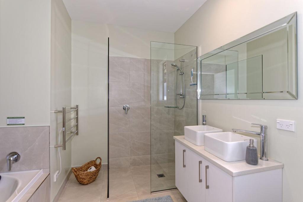 30 Rippingale Road view 4