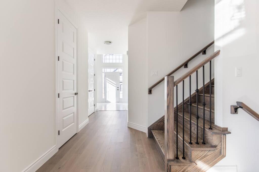 Comfortable Lux, Sleeps 10, PingPong, Movie Room