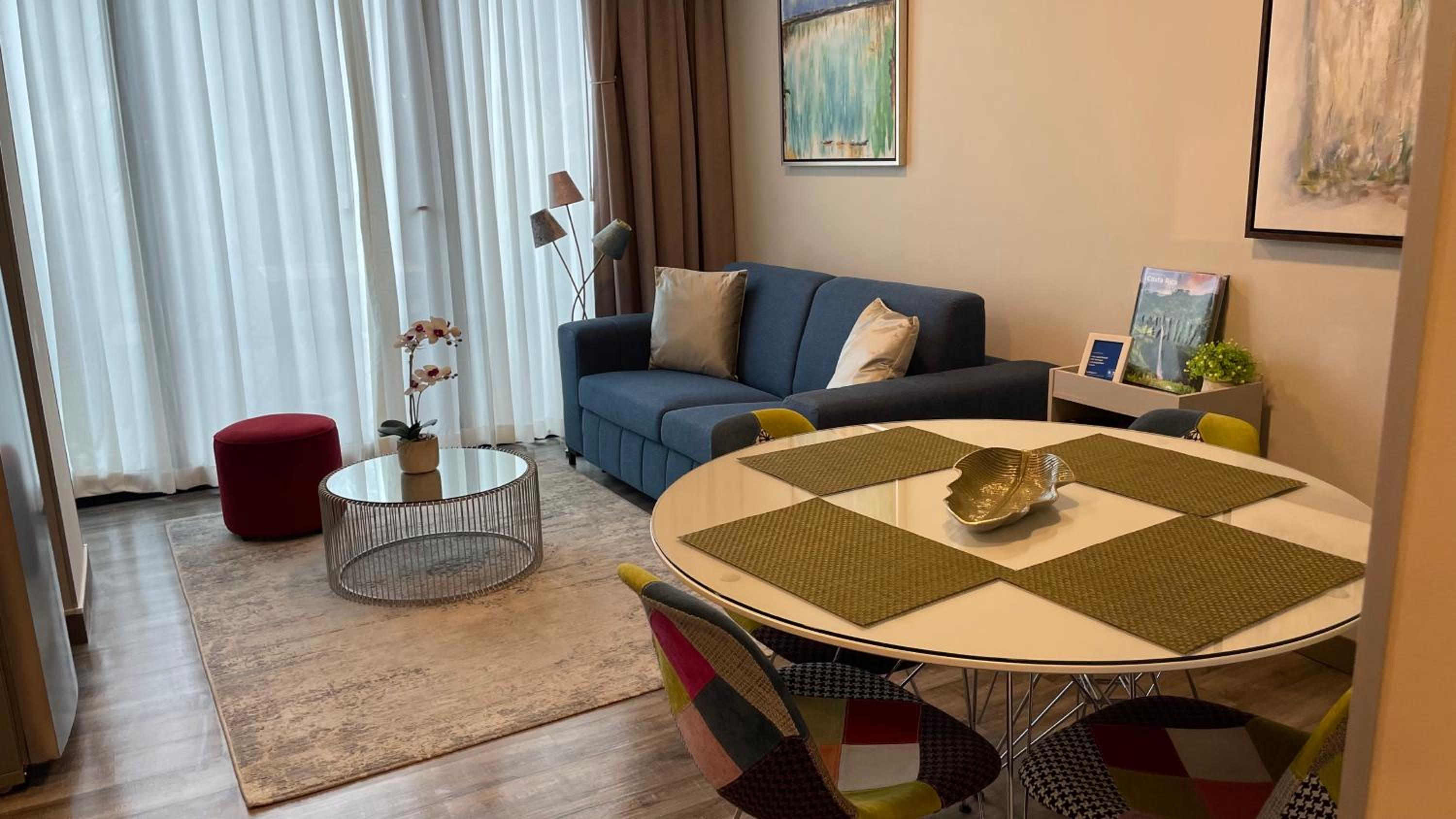Cozy apartment with terrace, SJ Cosmopolitan Tower #402