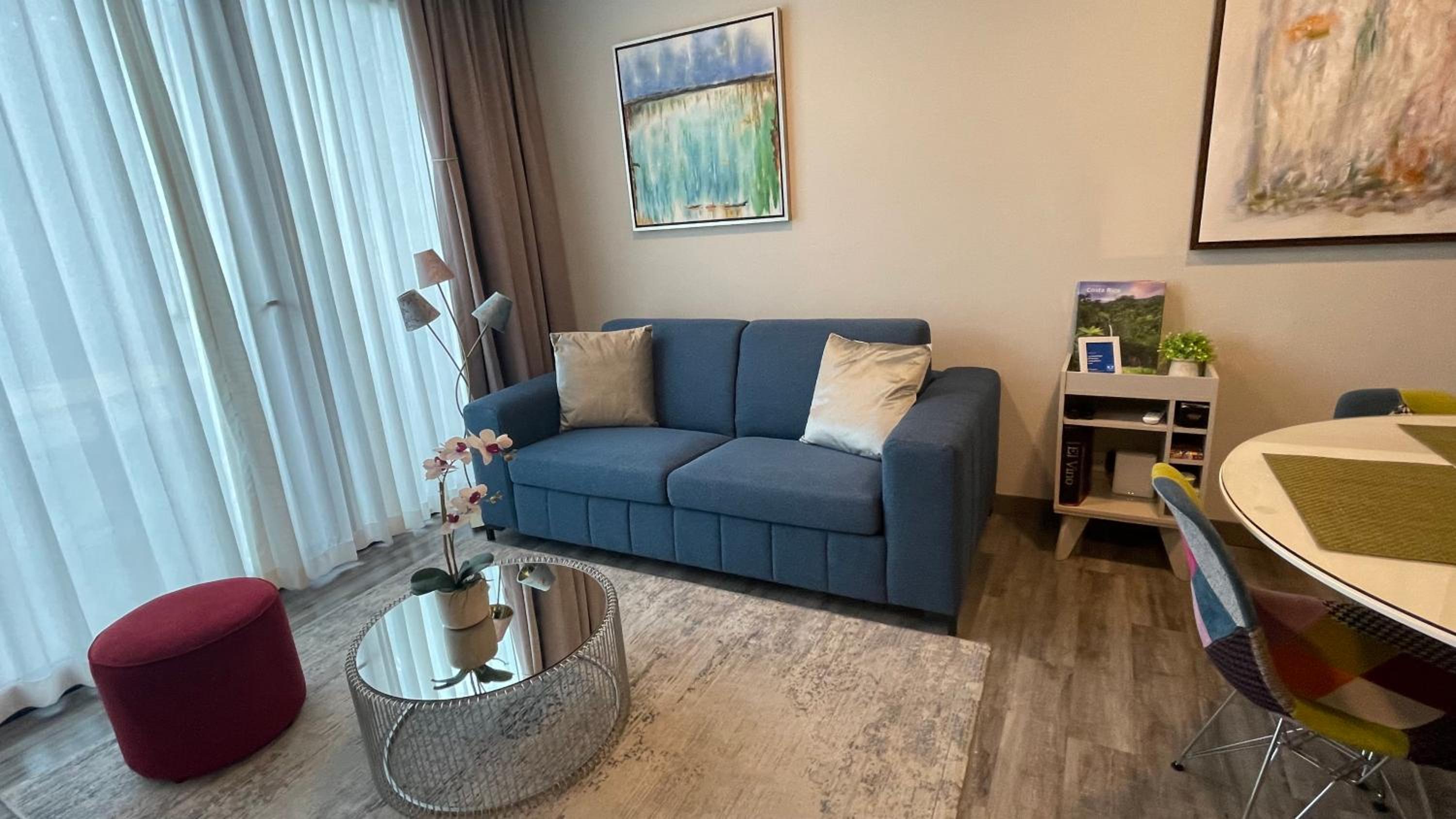 Cozy apartment with terrace, SJ Cosmopolitan Tower #402