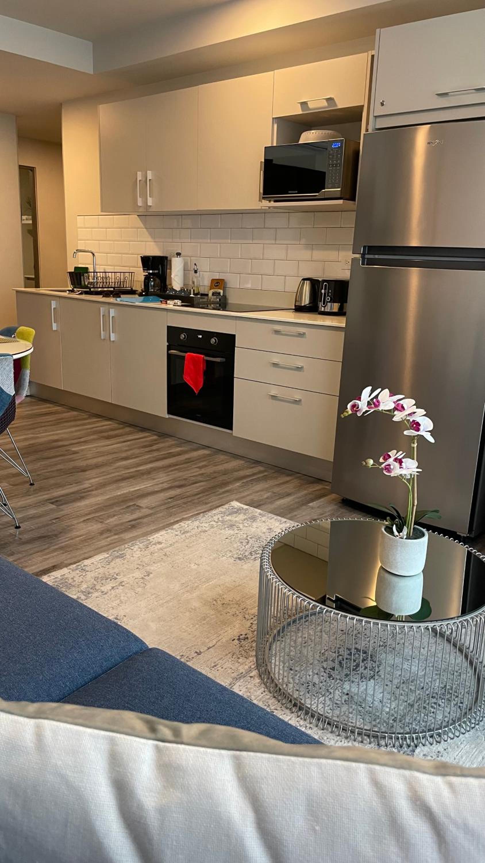Cozy apartment with terrace, SJ Cosmopolitan Tower #402