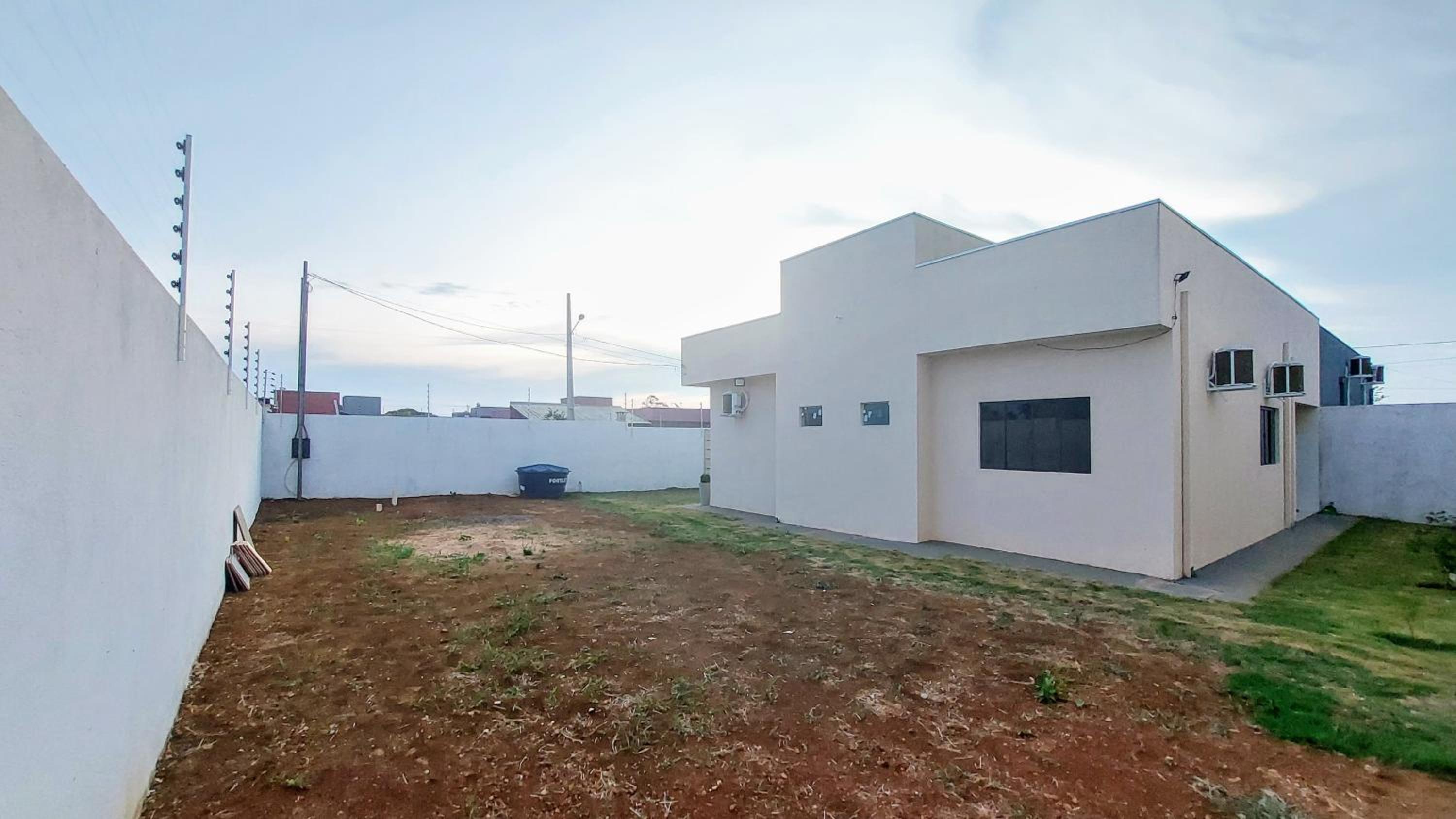 Bela casa nova na Chapada dos Guimarães