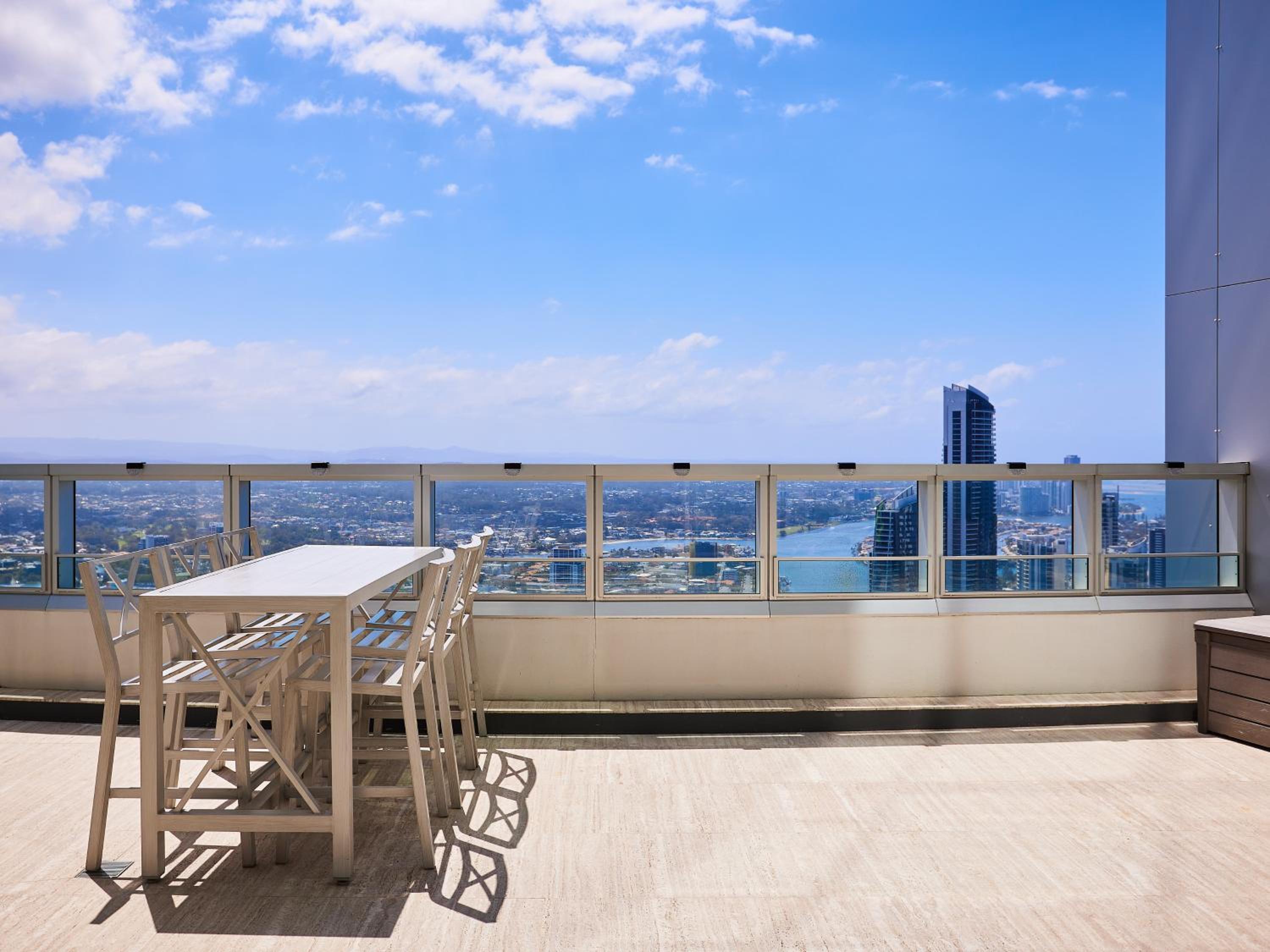 Serain Residences on 9 Hamilton Avenue