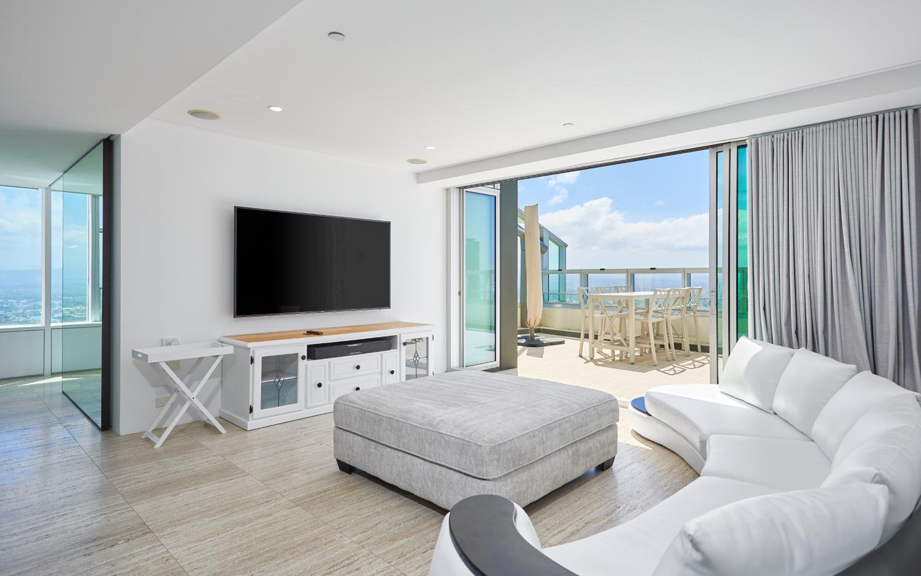 Serain Residences on 9 Hamilton Avenue