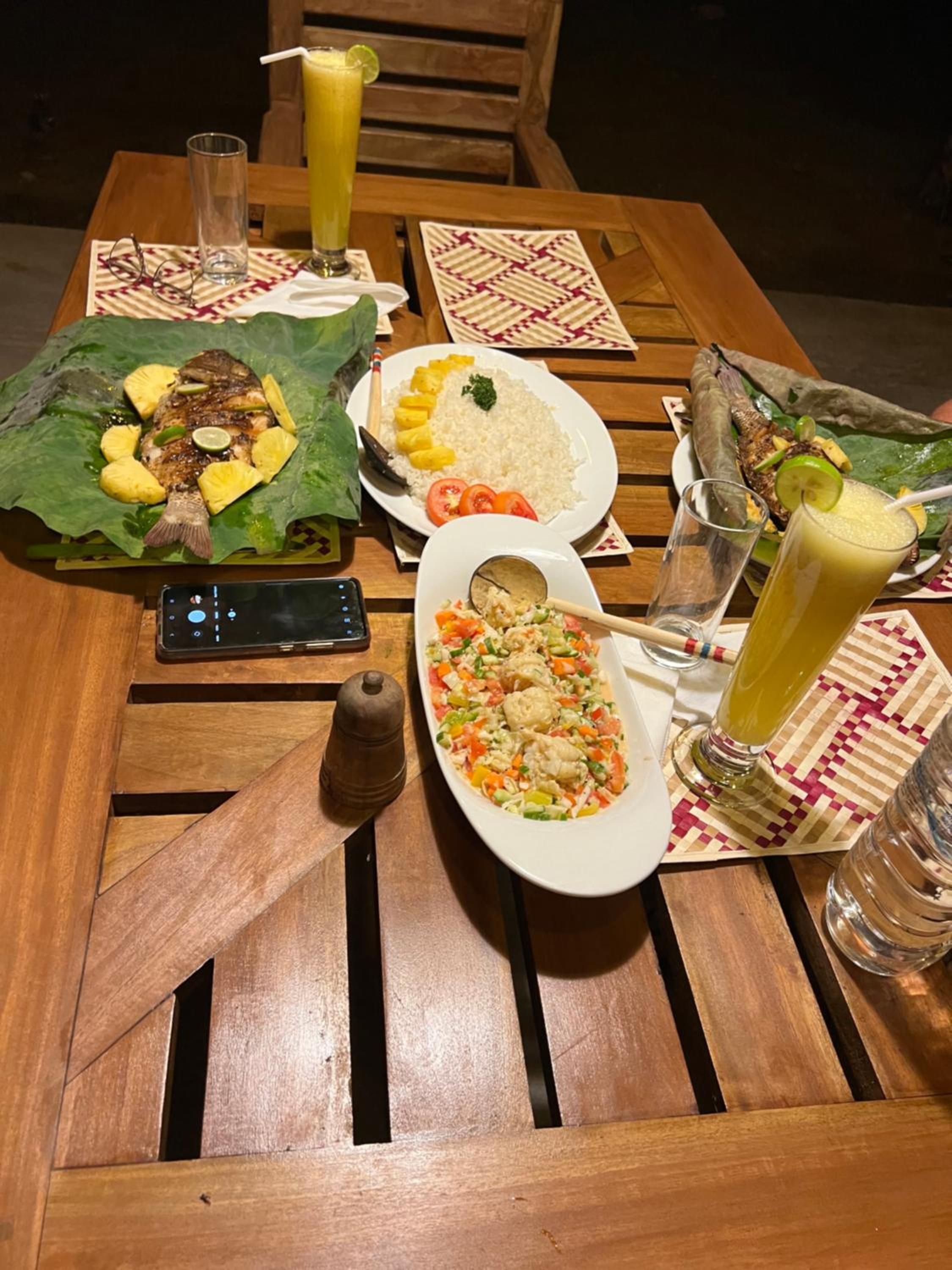Kingfisher Beach Resort-Yala Safari