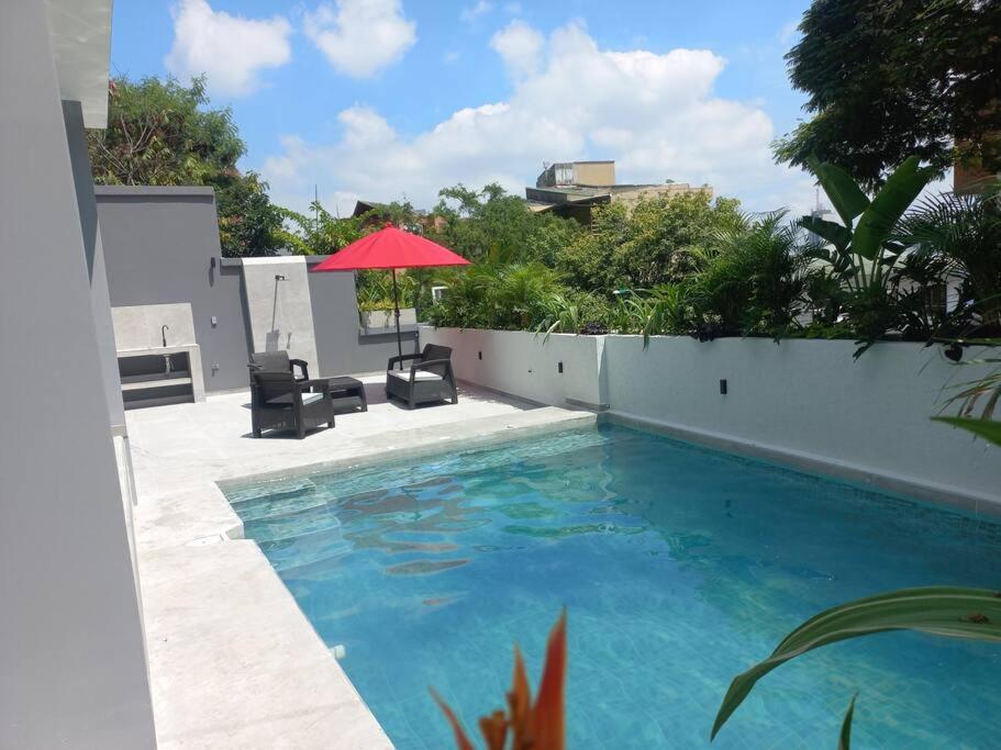 Luxurious Entire House with Private Pooll