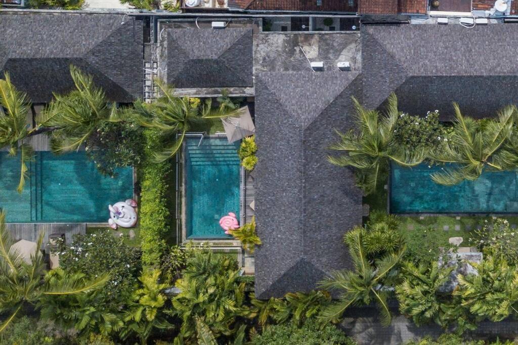 Eshara 123 in Oberoi our 8 BR Villa with 3 Pool close to Beach view 4