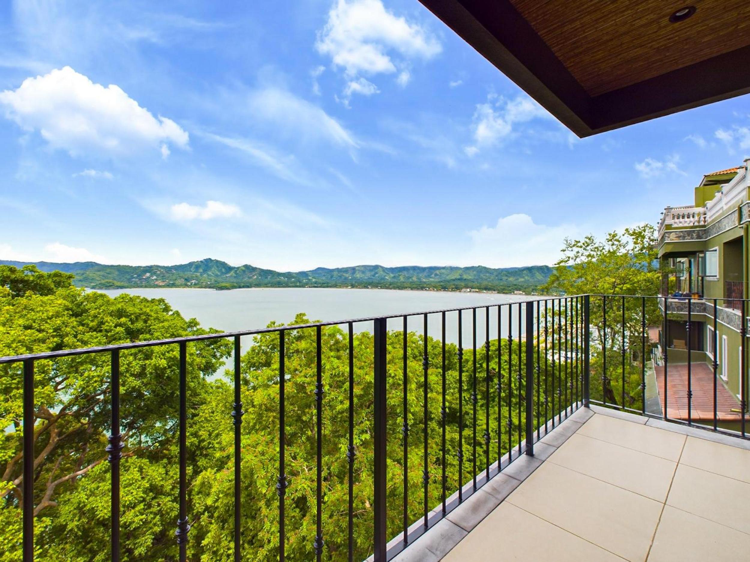 360 Splendor 310 Ocean View 3Br Breakfast