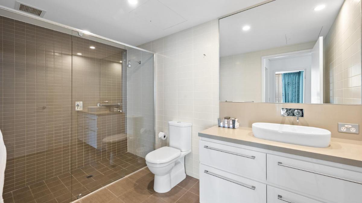Bayview 608