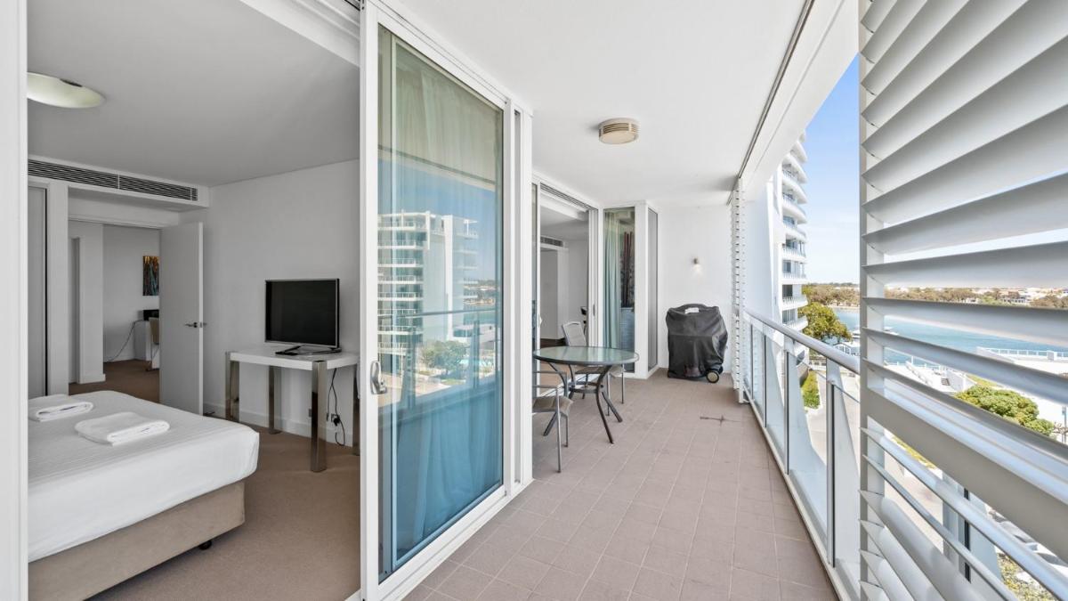 Bayview 608