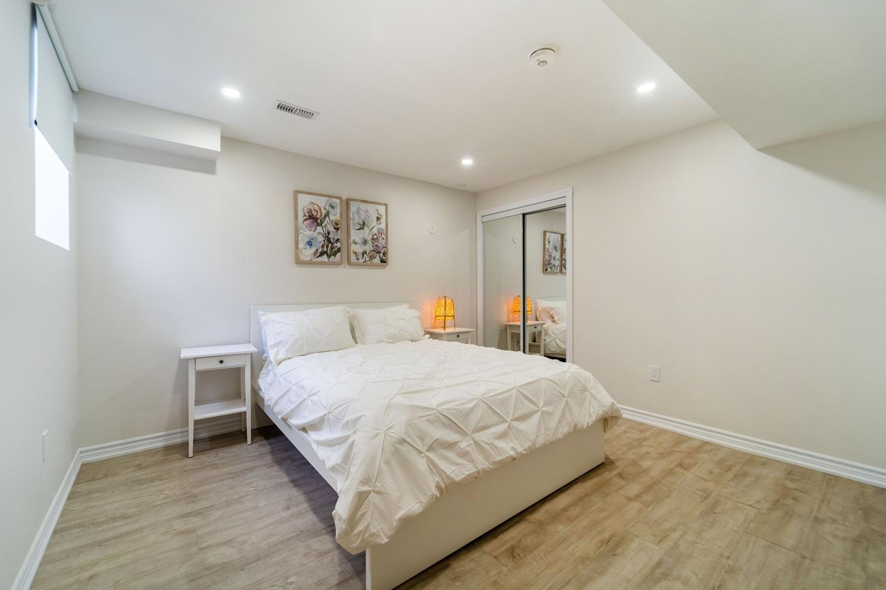 Condo style Basement Apartment