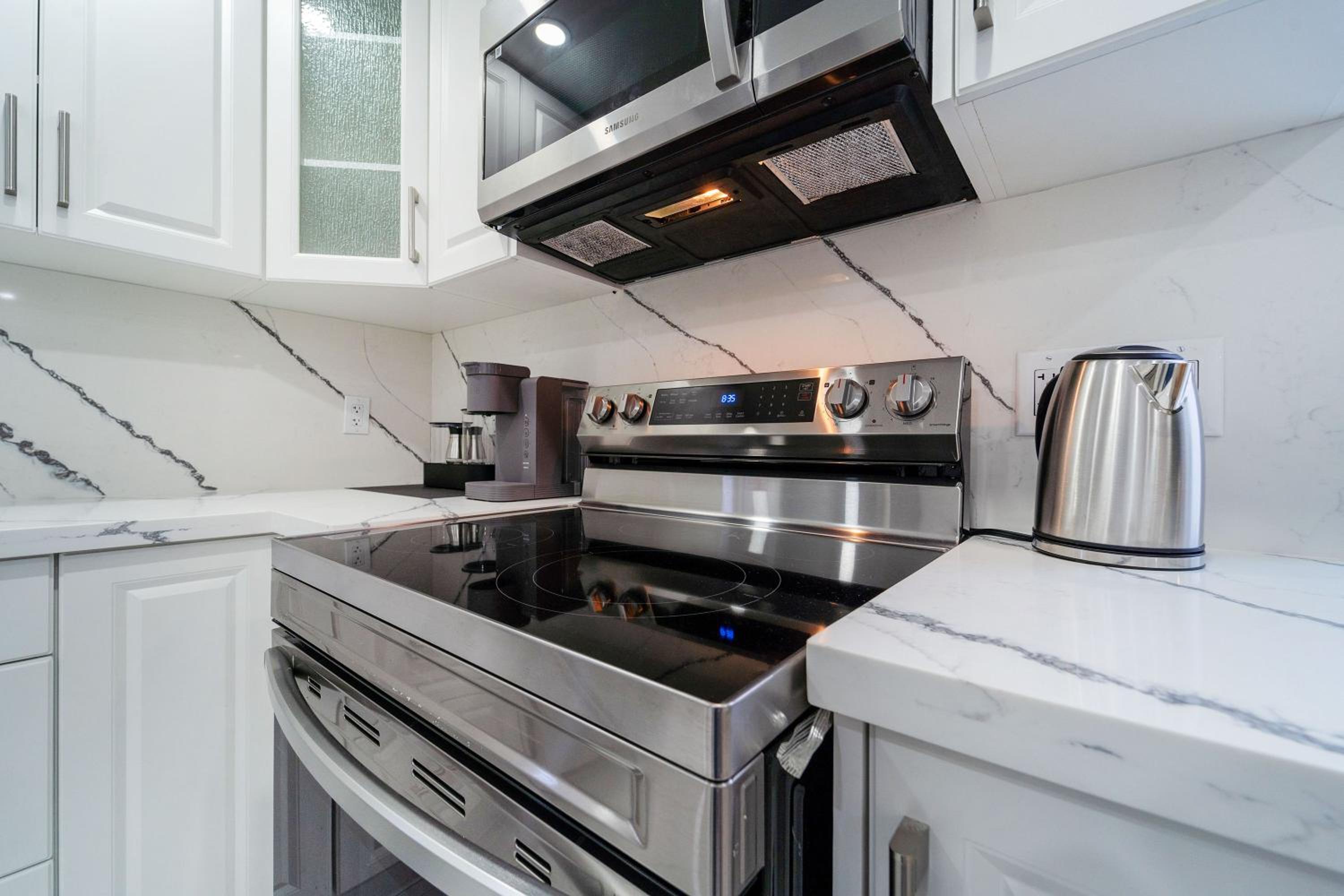 Condo style Basement Apartment