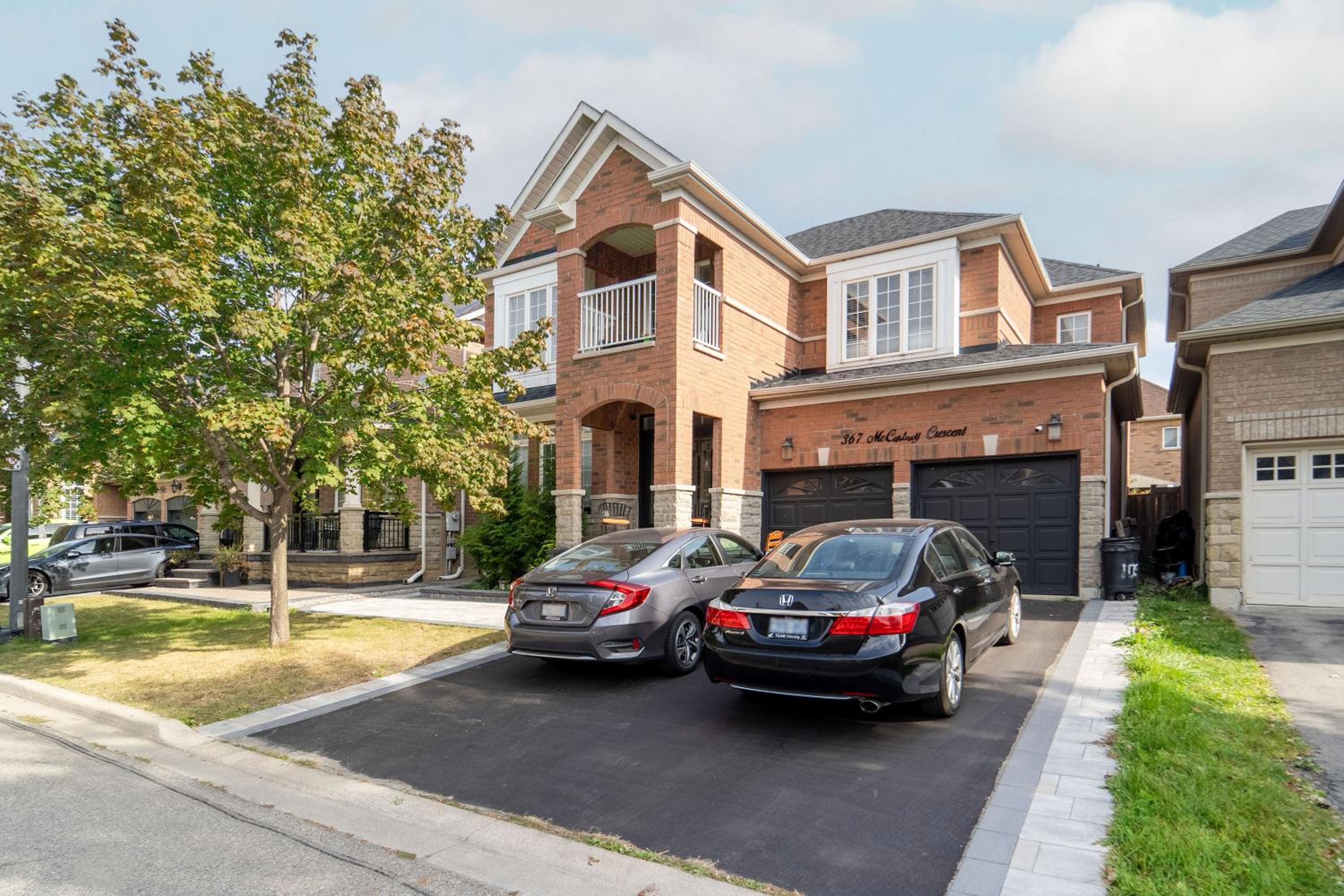 Condo style Basement Apartment