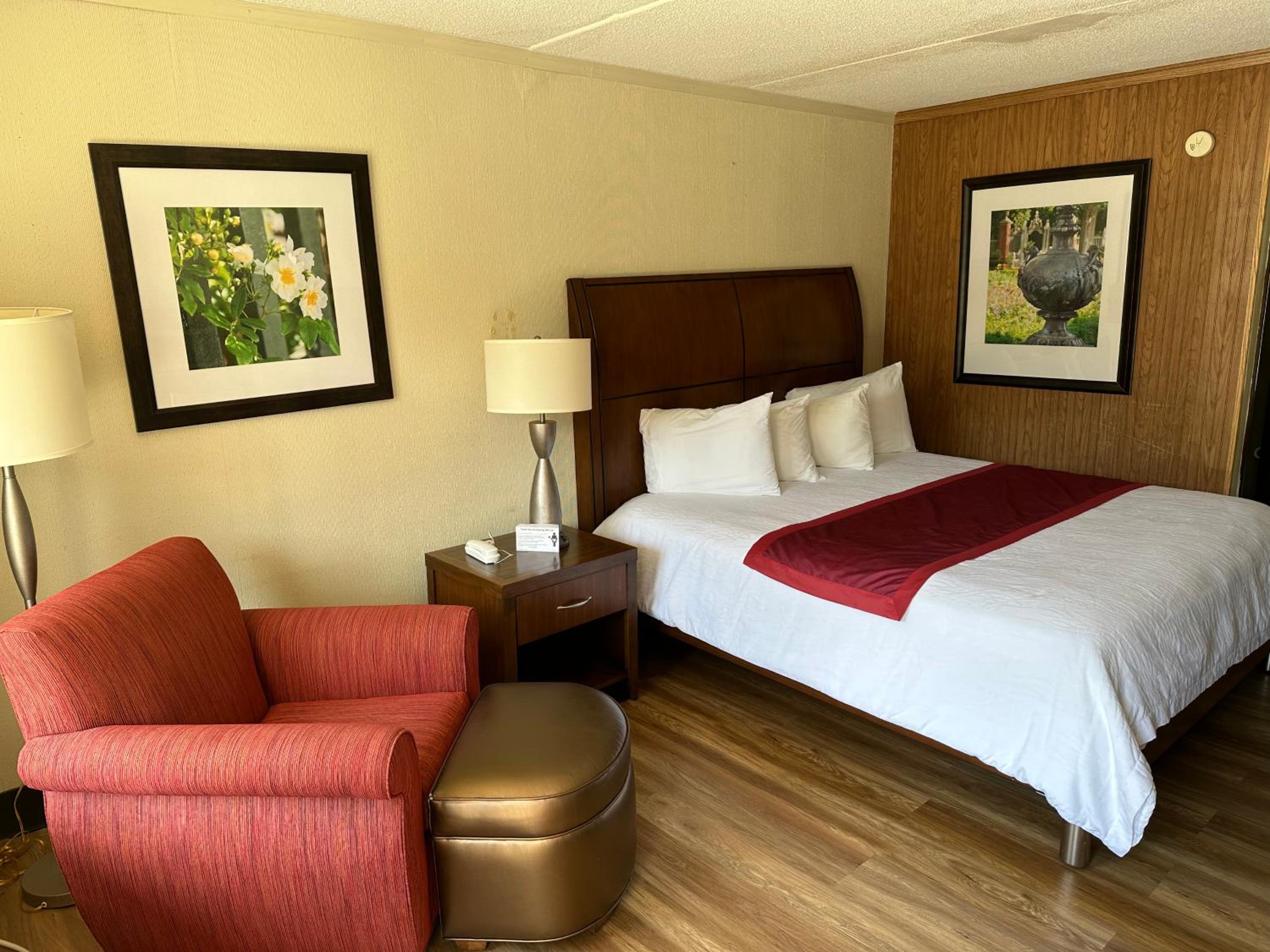 Daniel Boone Motor Inn
