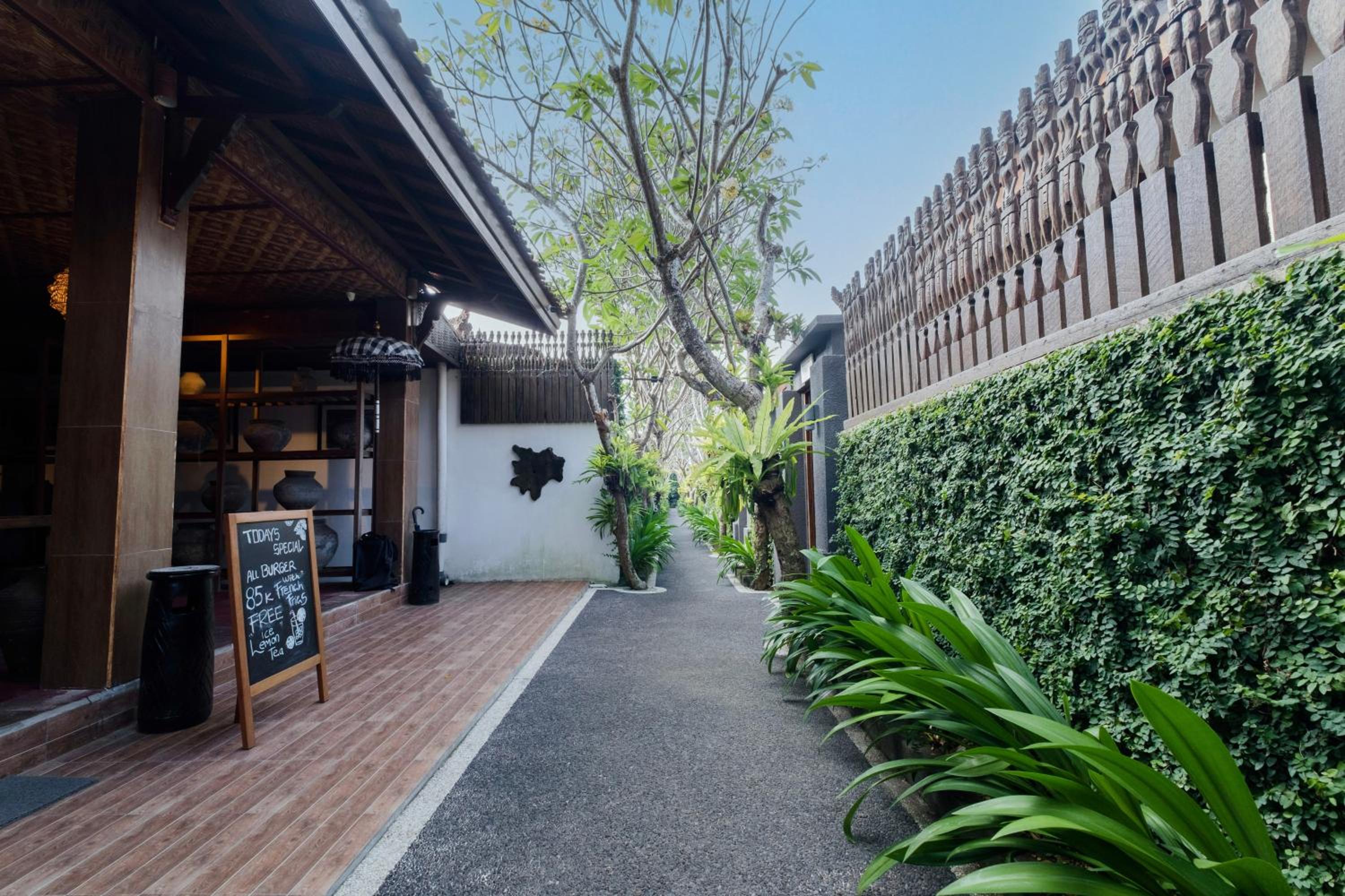 Alam Bidadari Seminyak