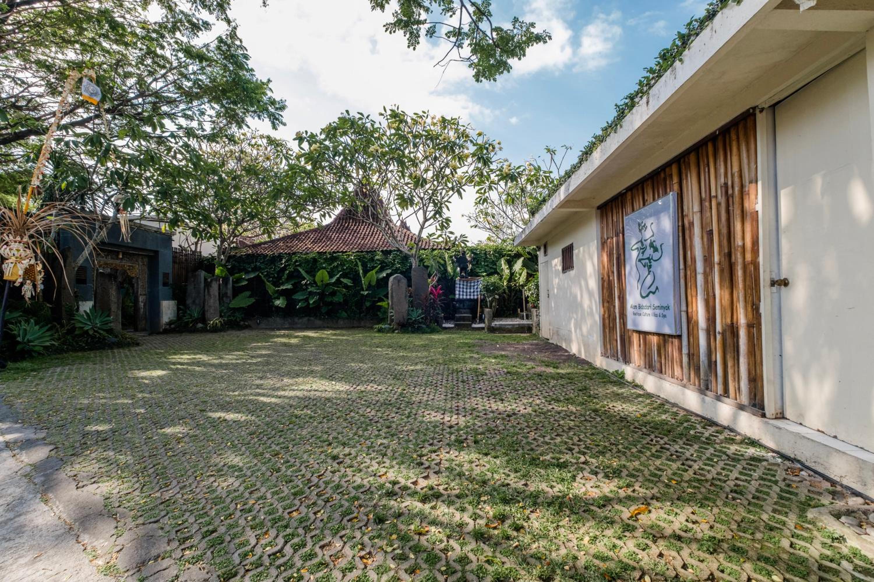 Alam Bidadari Seminyak