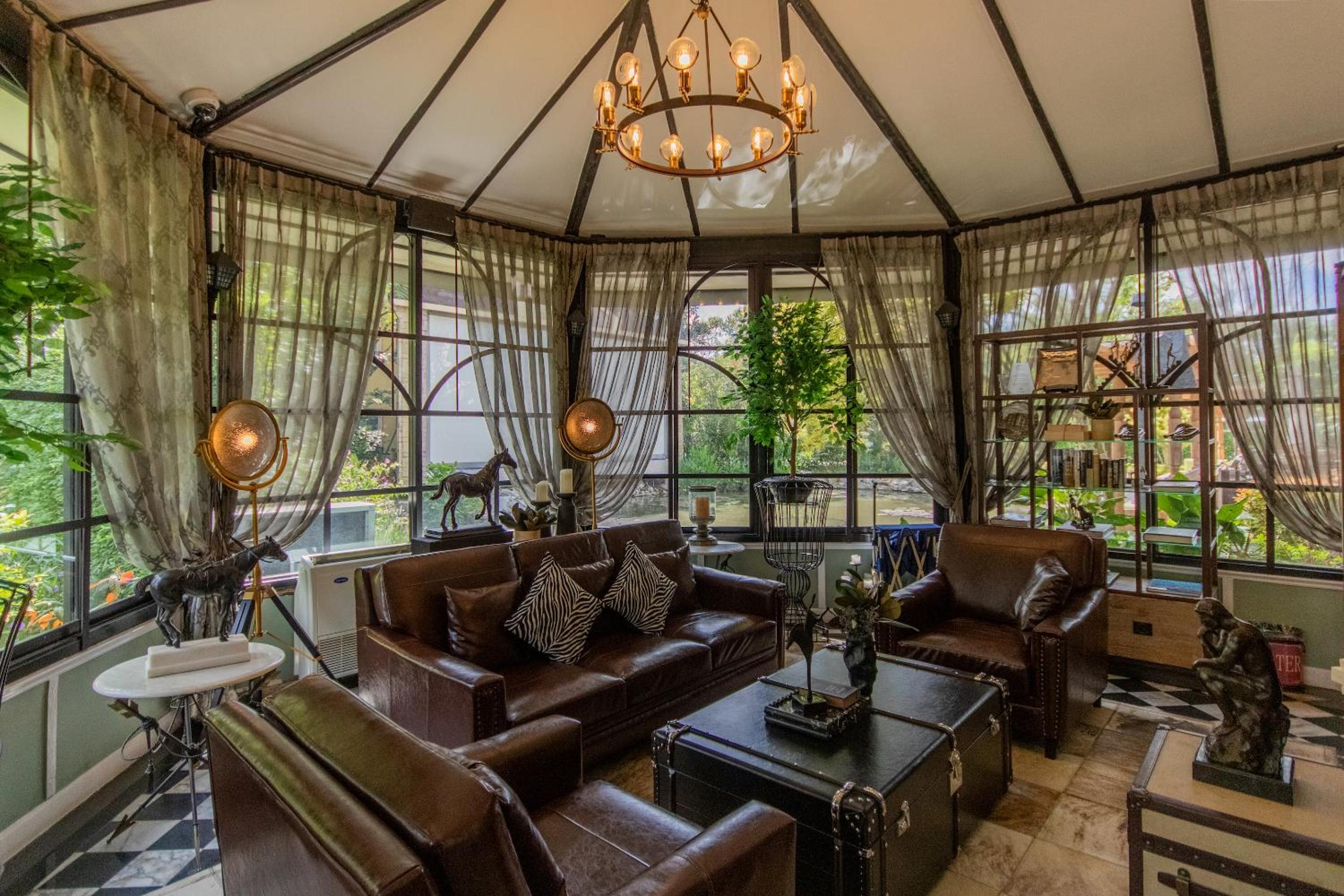 Rancho Charnvee Resort & Country Club Khaoyai