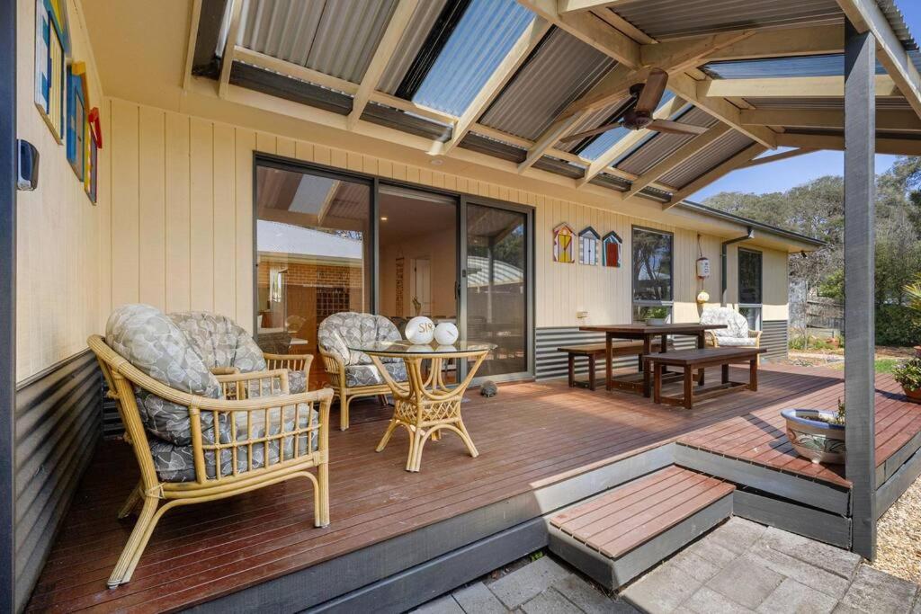 Golden Sands Rye - 1 bedroom retreat for 2 guests