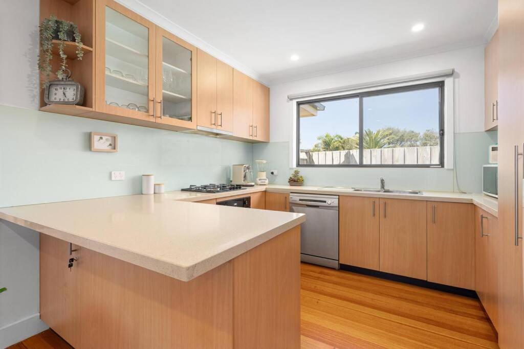 Golden Sands Rye - 1 bedroom retreat for 2 guests