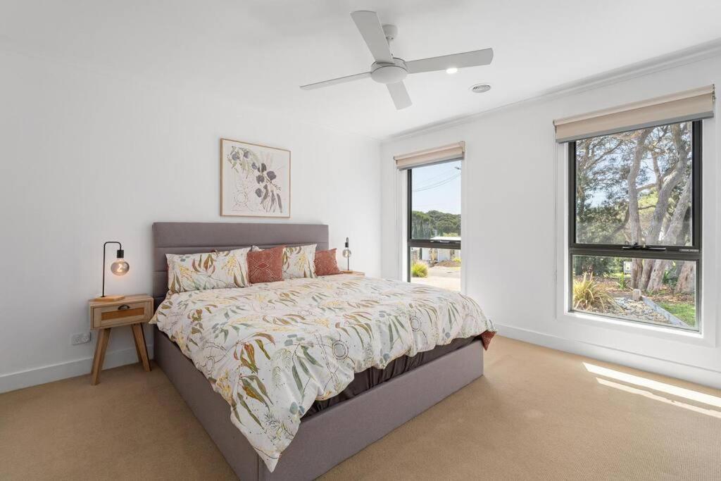 Golden Sands Rye - 1 bedroom retreat for 2 guests