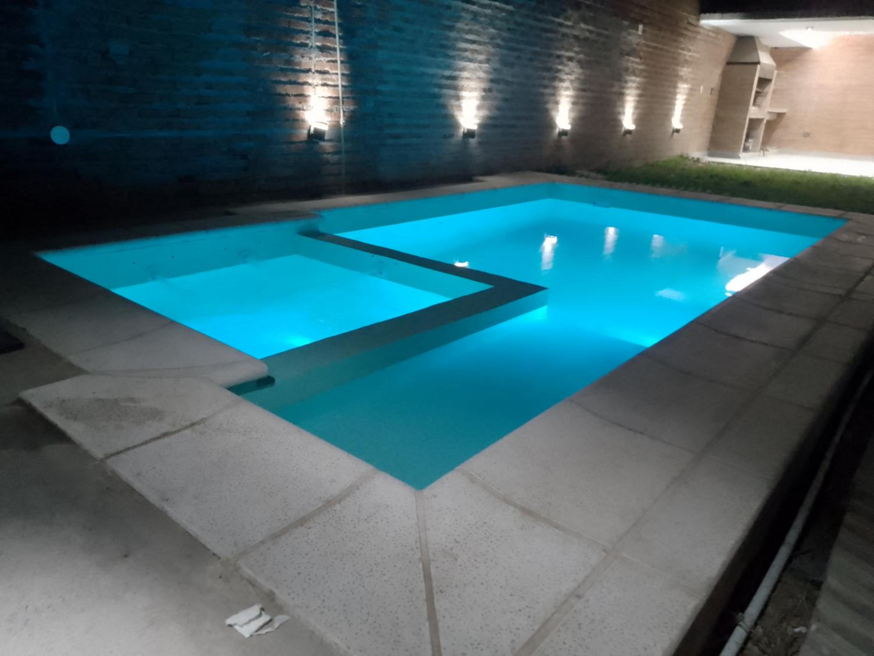 Casa amplia en ubicación tranquila de la ciudad