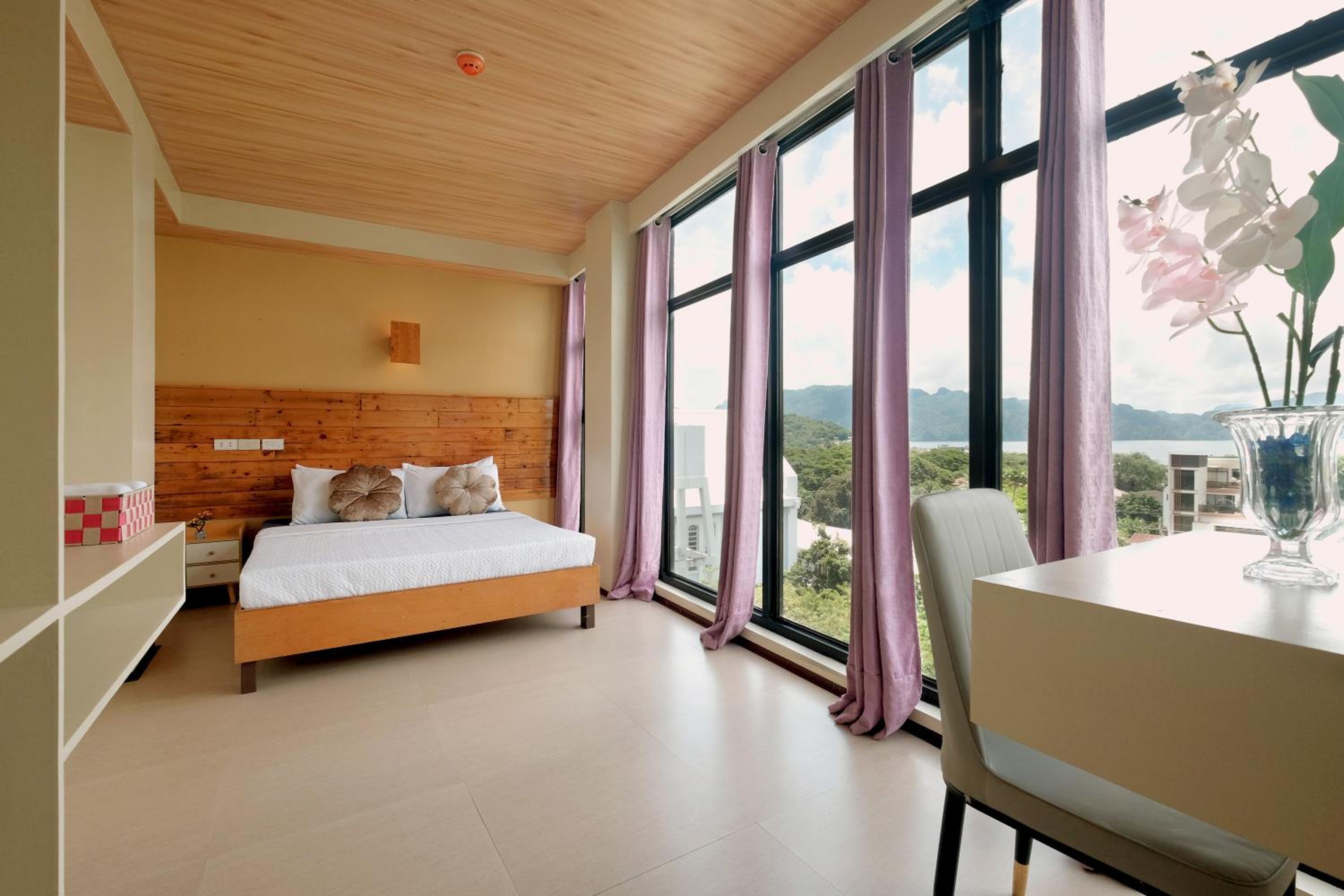 GHIELLANIQA INN