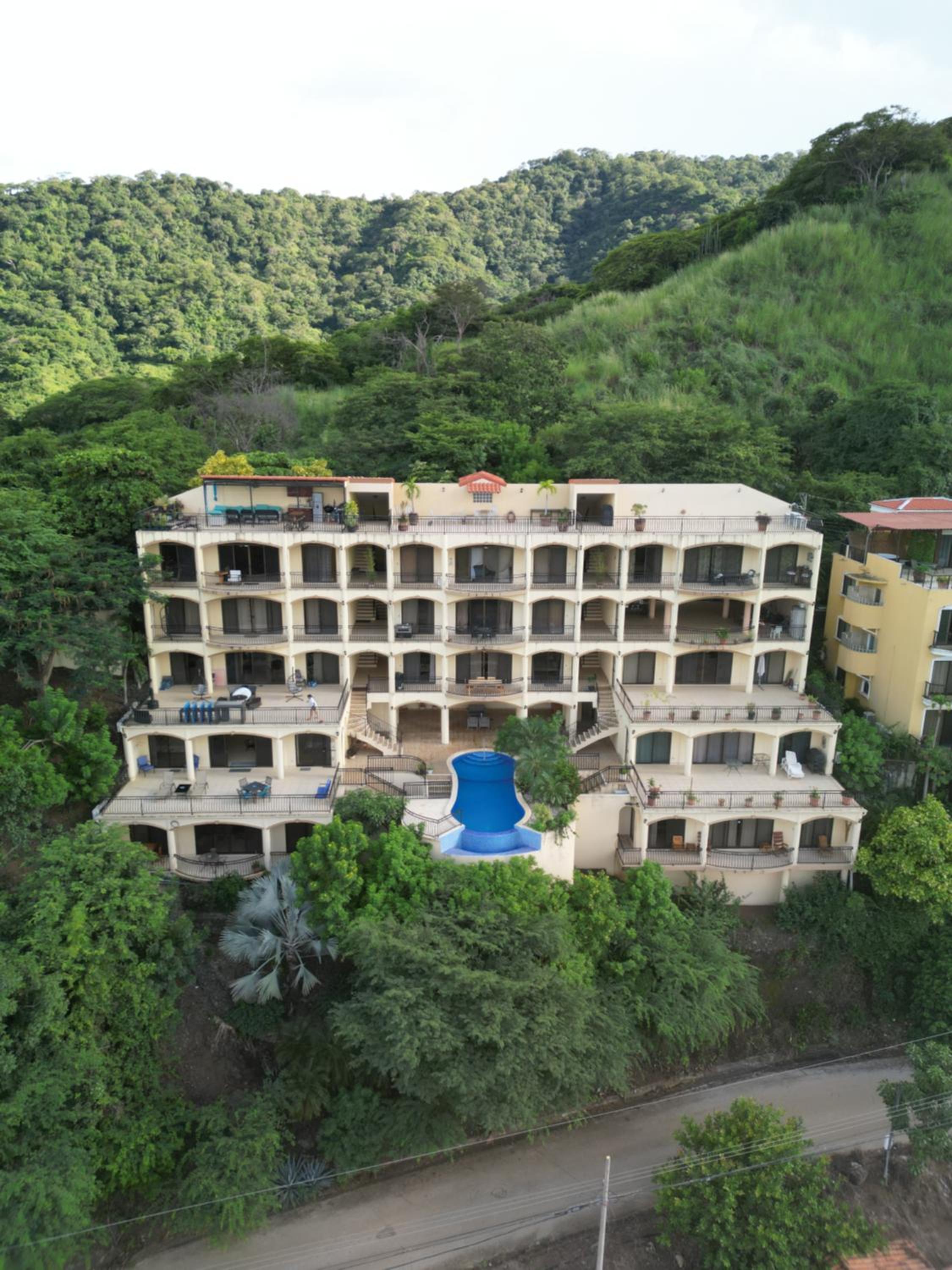 Ocean View Lux And Style Condo