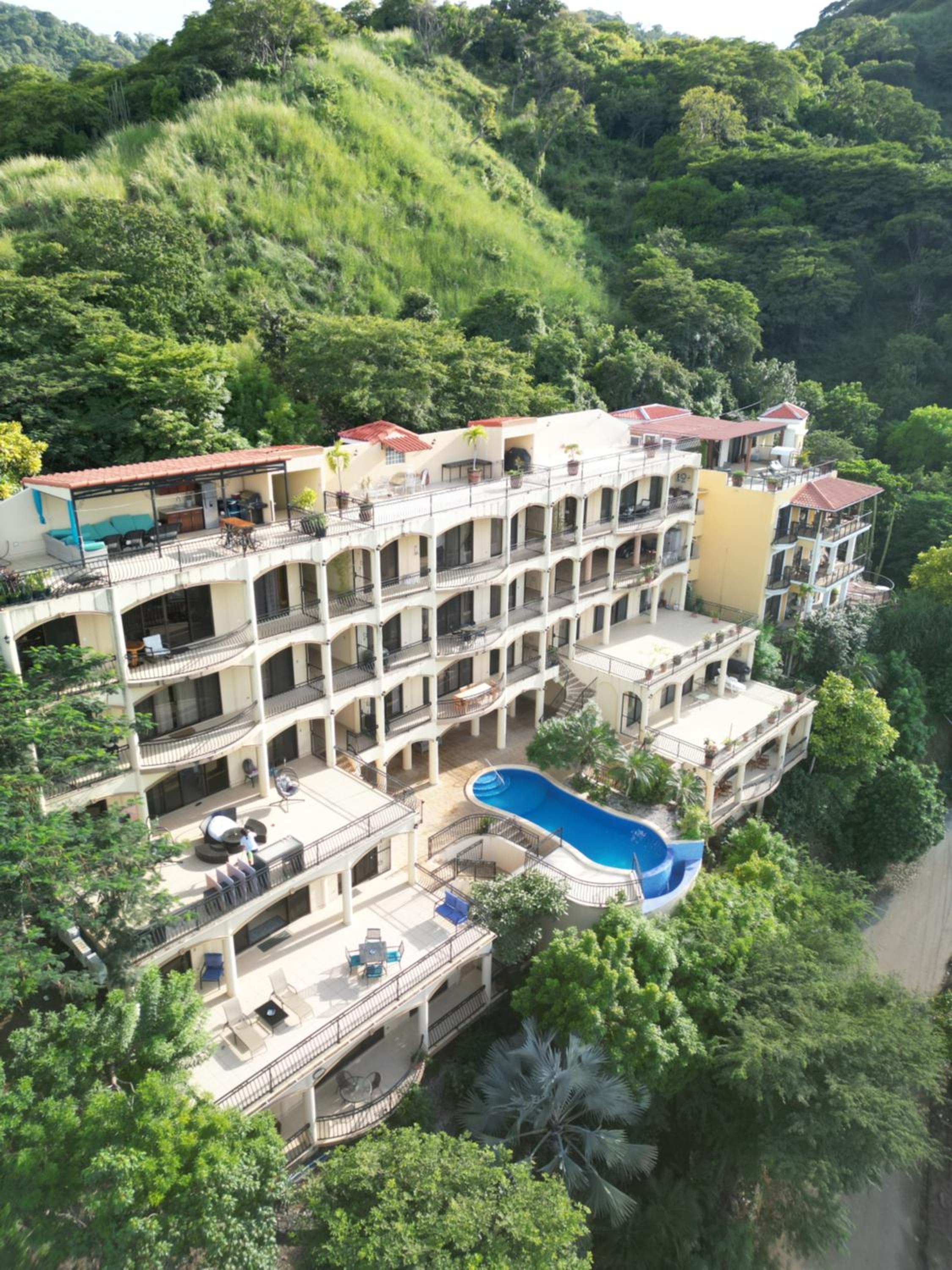 Ocean View Lux And Style Condo