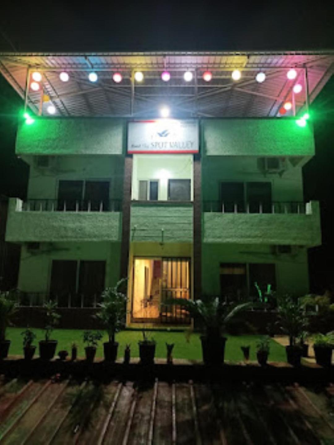 Hotel The Spot Valley Panchgani view 3