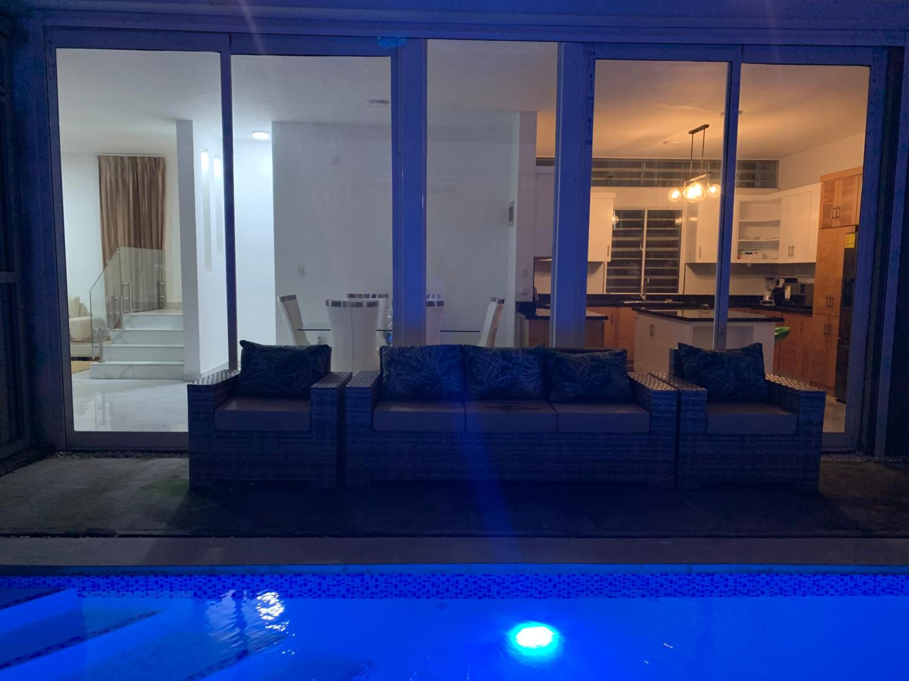 Villa de Lujo con Picsina Privada