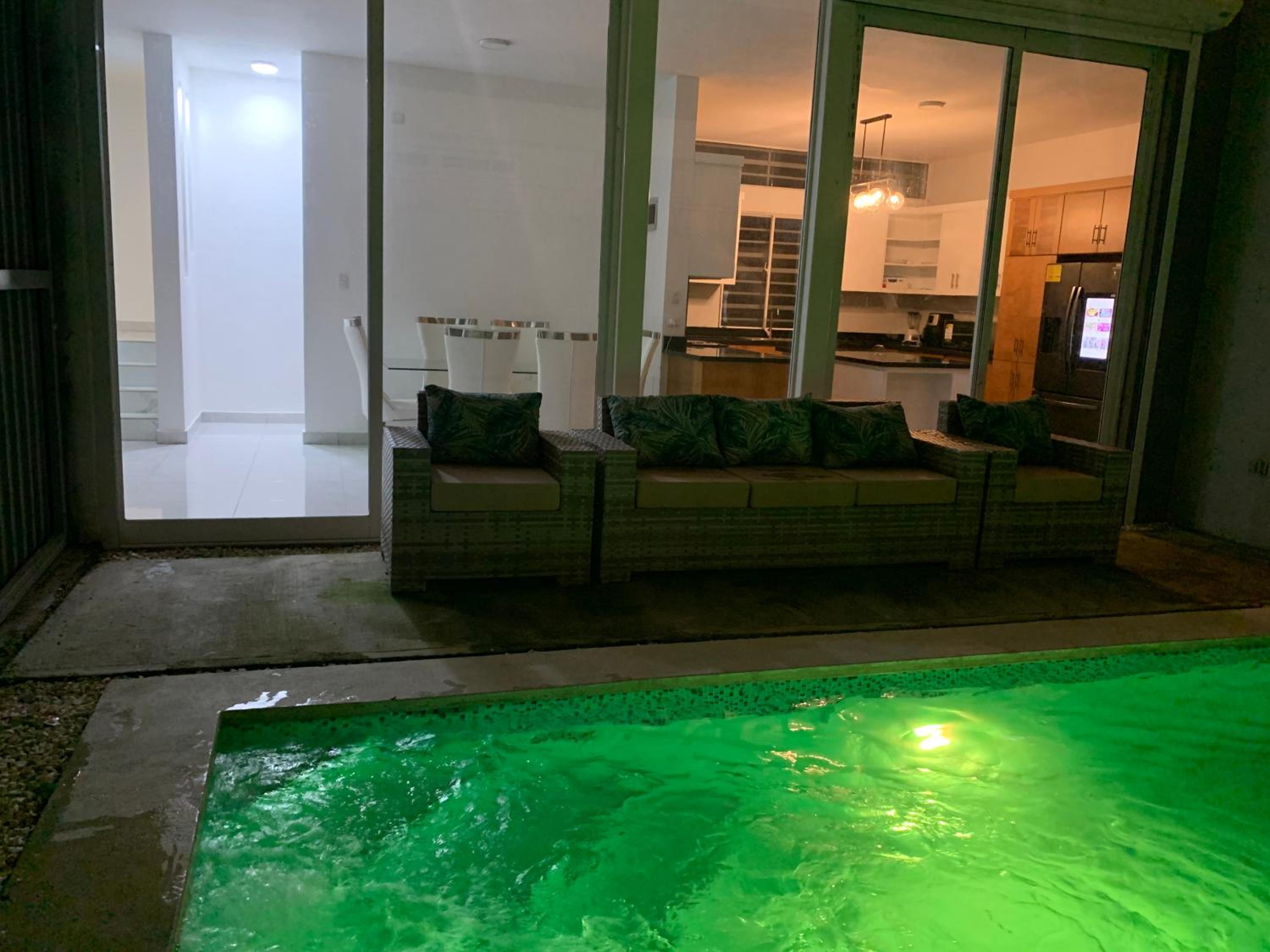 Villa de Lujo con Picsina Privada