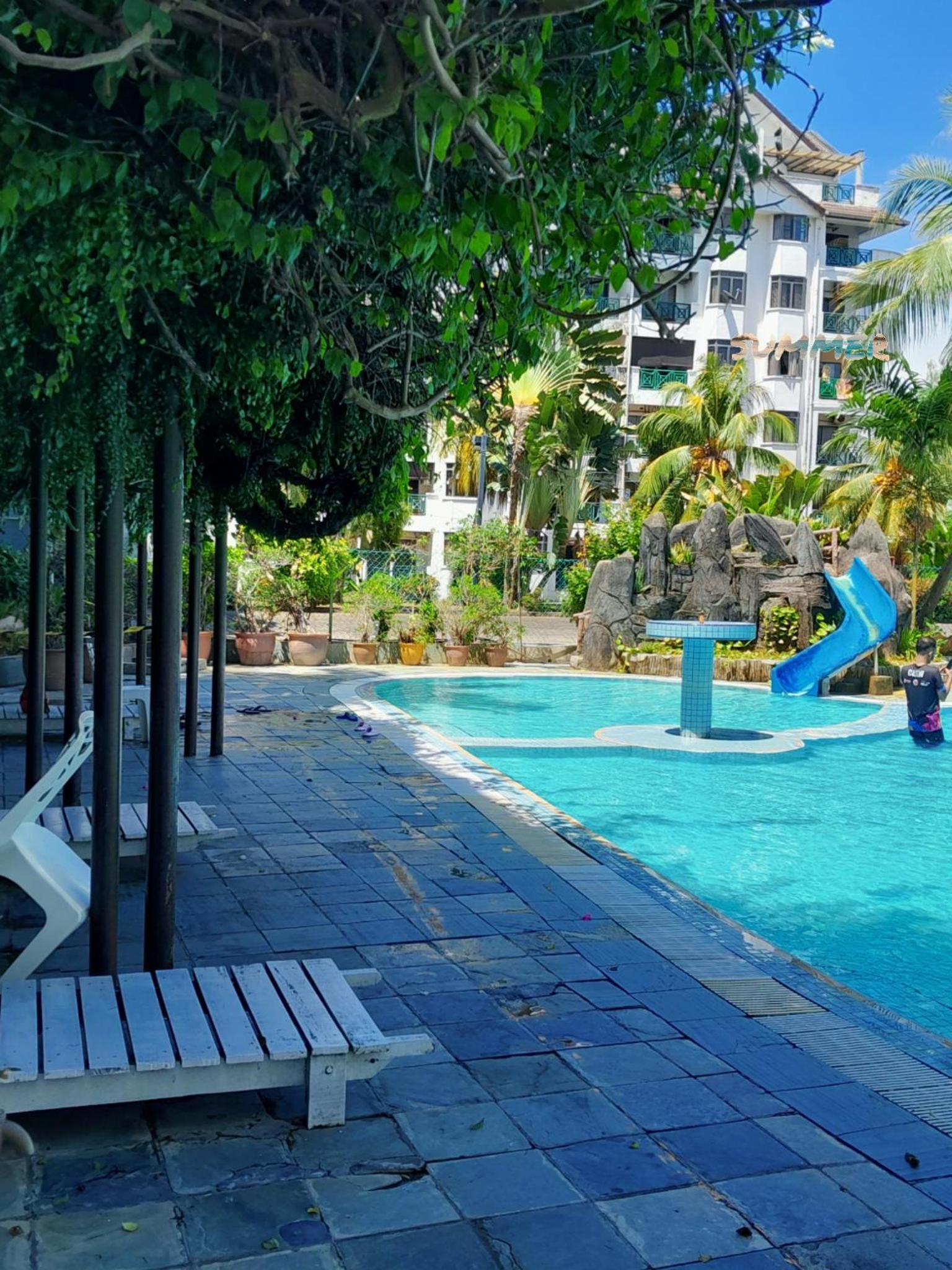 4-10 pax Door step to swimming pool & beach walk photo 5