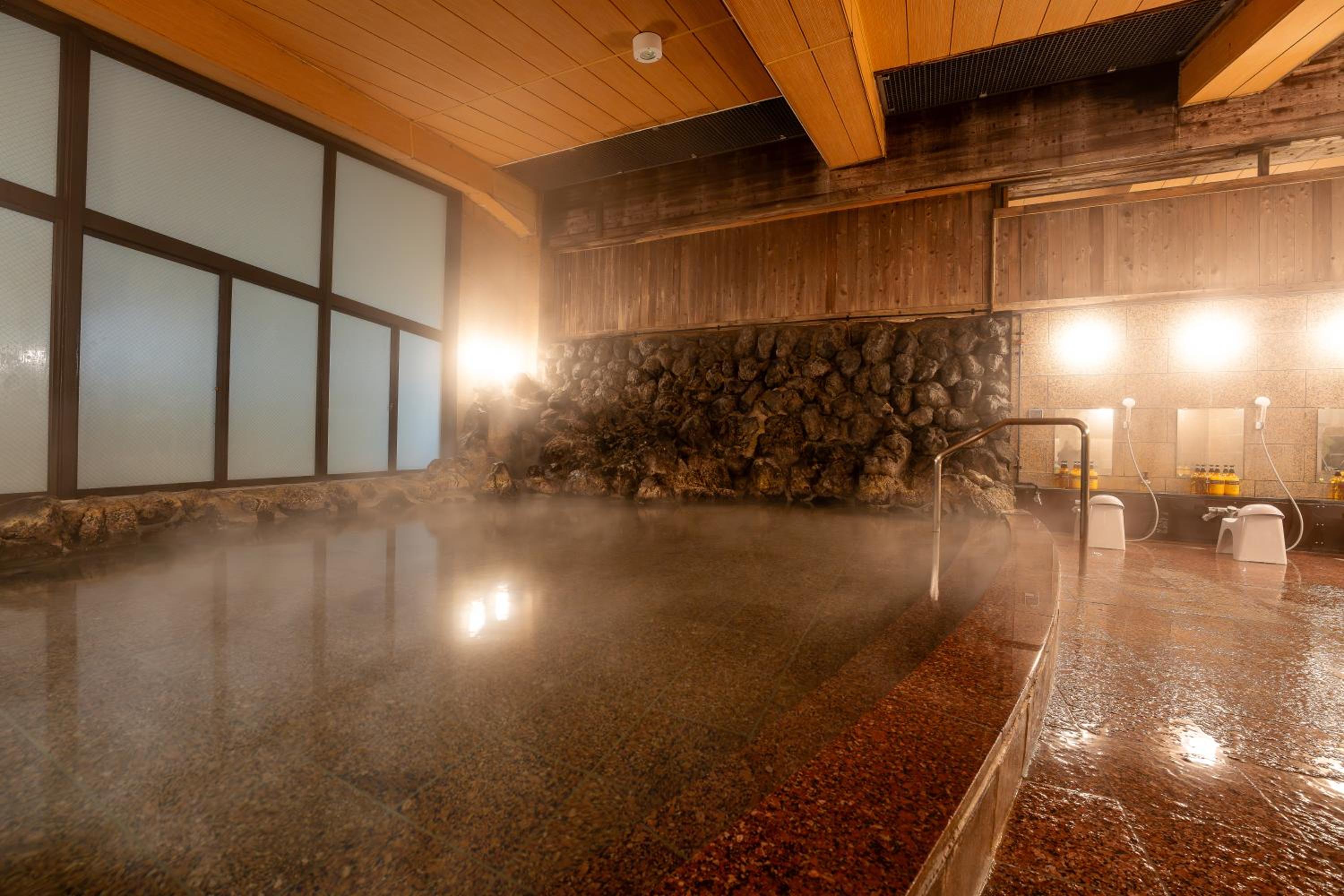 KAMENOI HOTEL Kusatsu Yubatake view 5