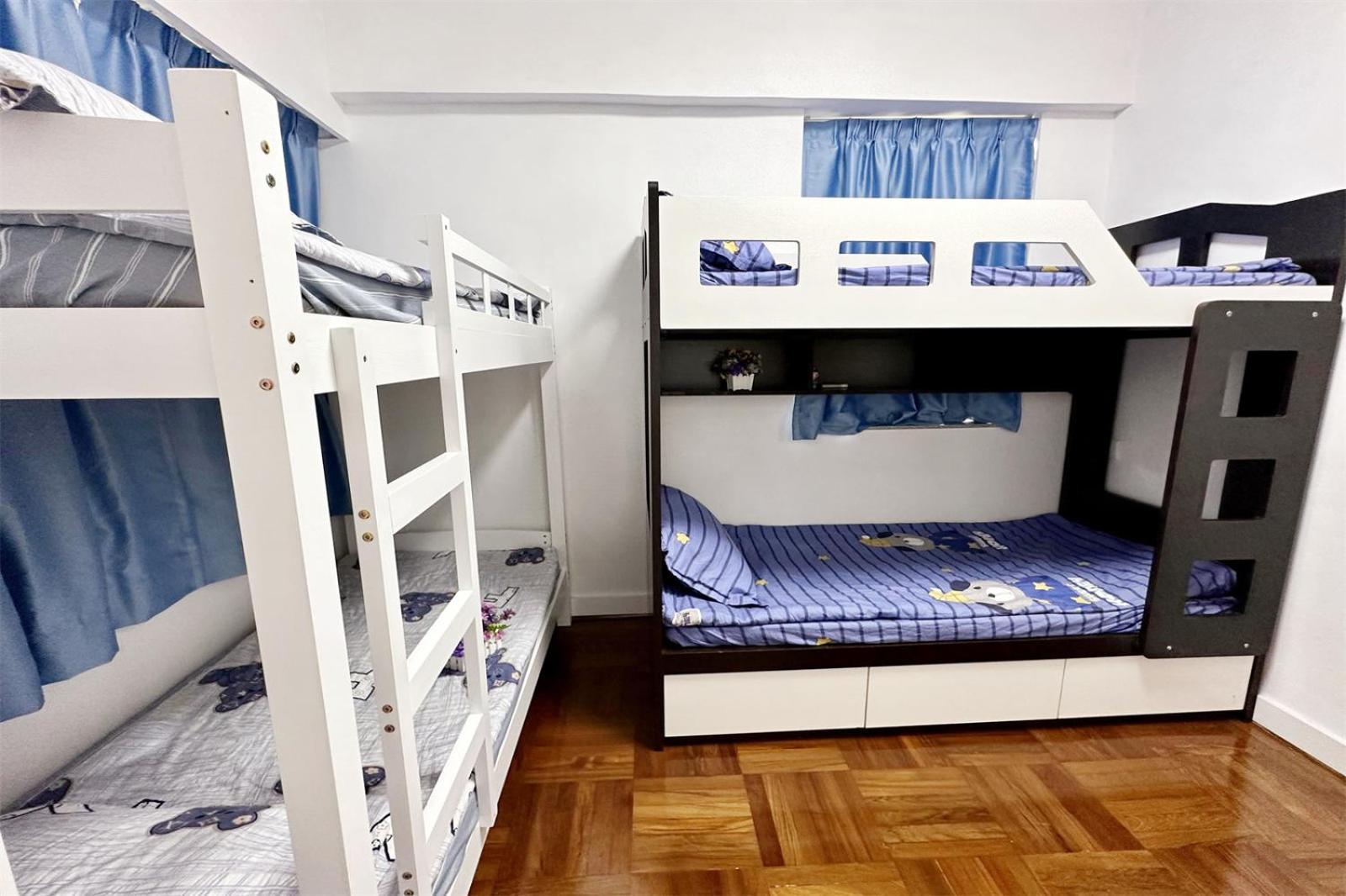 Fantastic Queen beds, 4Rms beside MTR grand 14ppls 2 bathrm