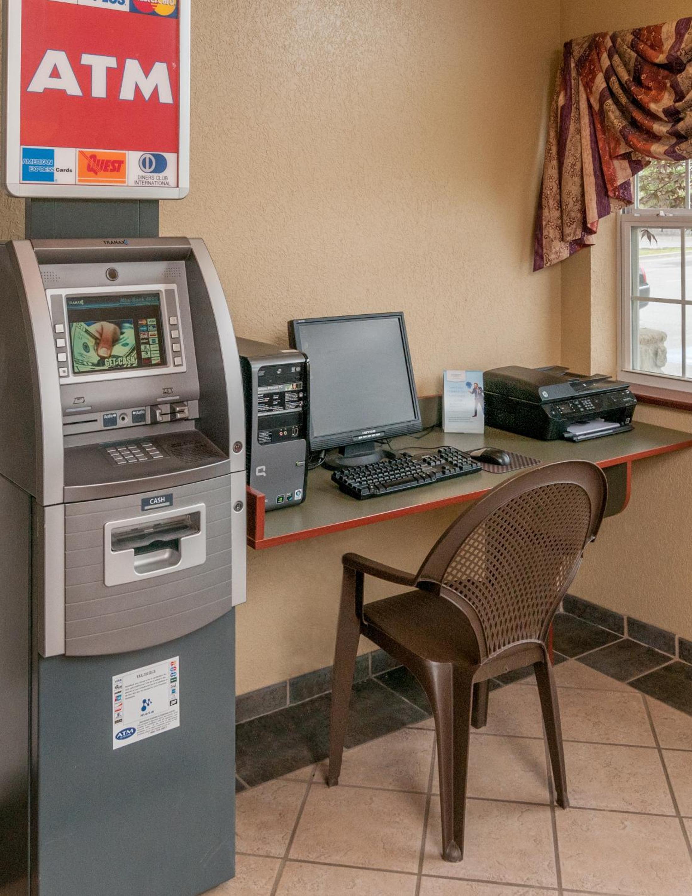 Beckley Vacations - Microtel Inn  Suites Beckley East - Property Image 5