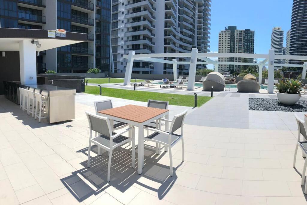 Convenient Located 2 Bedroom Apartment Next to Casino
